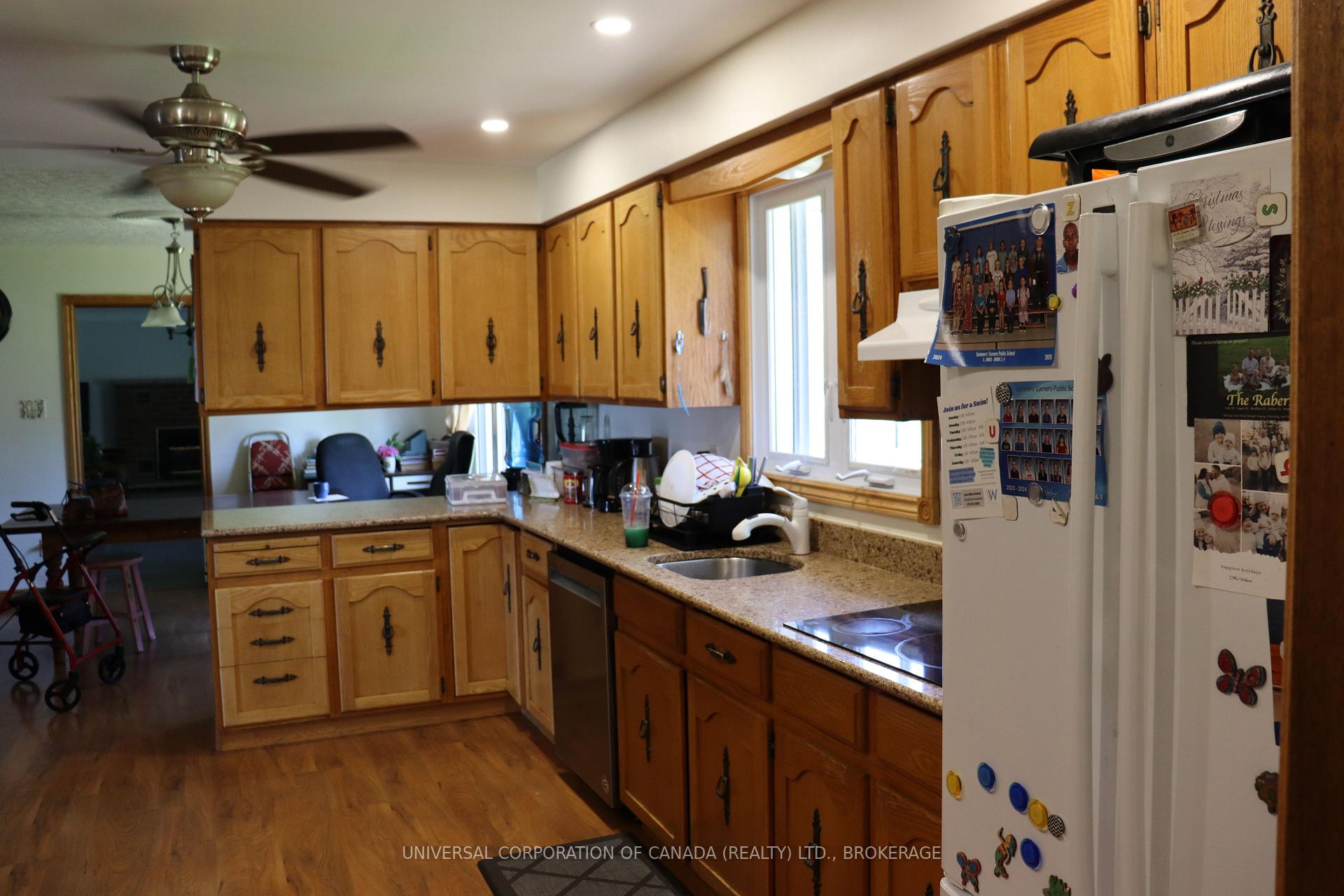 Photo 4 of 5973 Imperial Road, Malahide, Rural Malahide — HOMEH