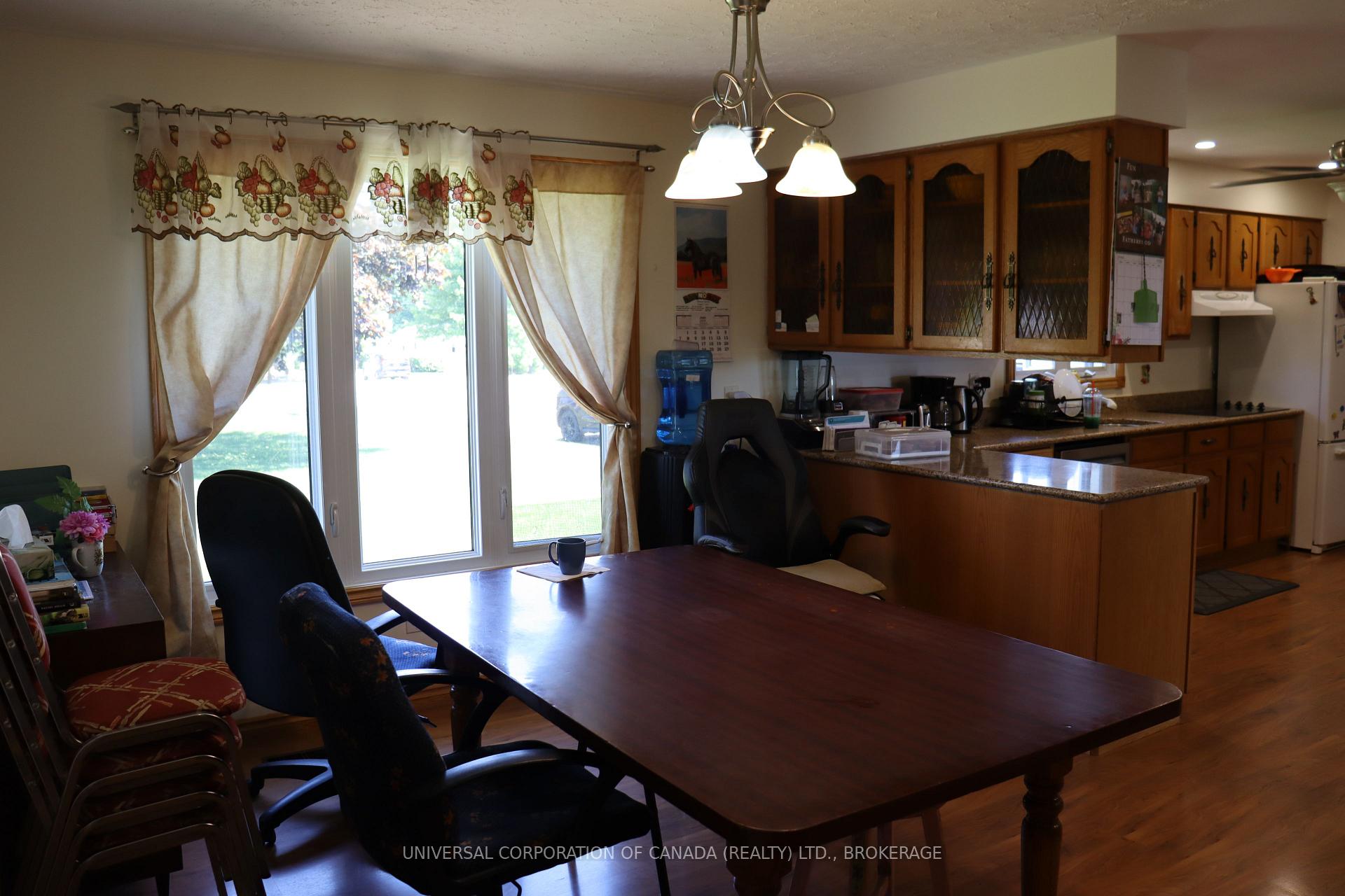 Photo 6 of 5973 Imperial Road, Malahide, Rural Malahide — HOMEH