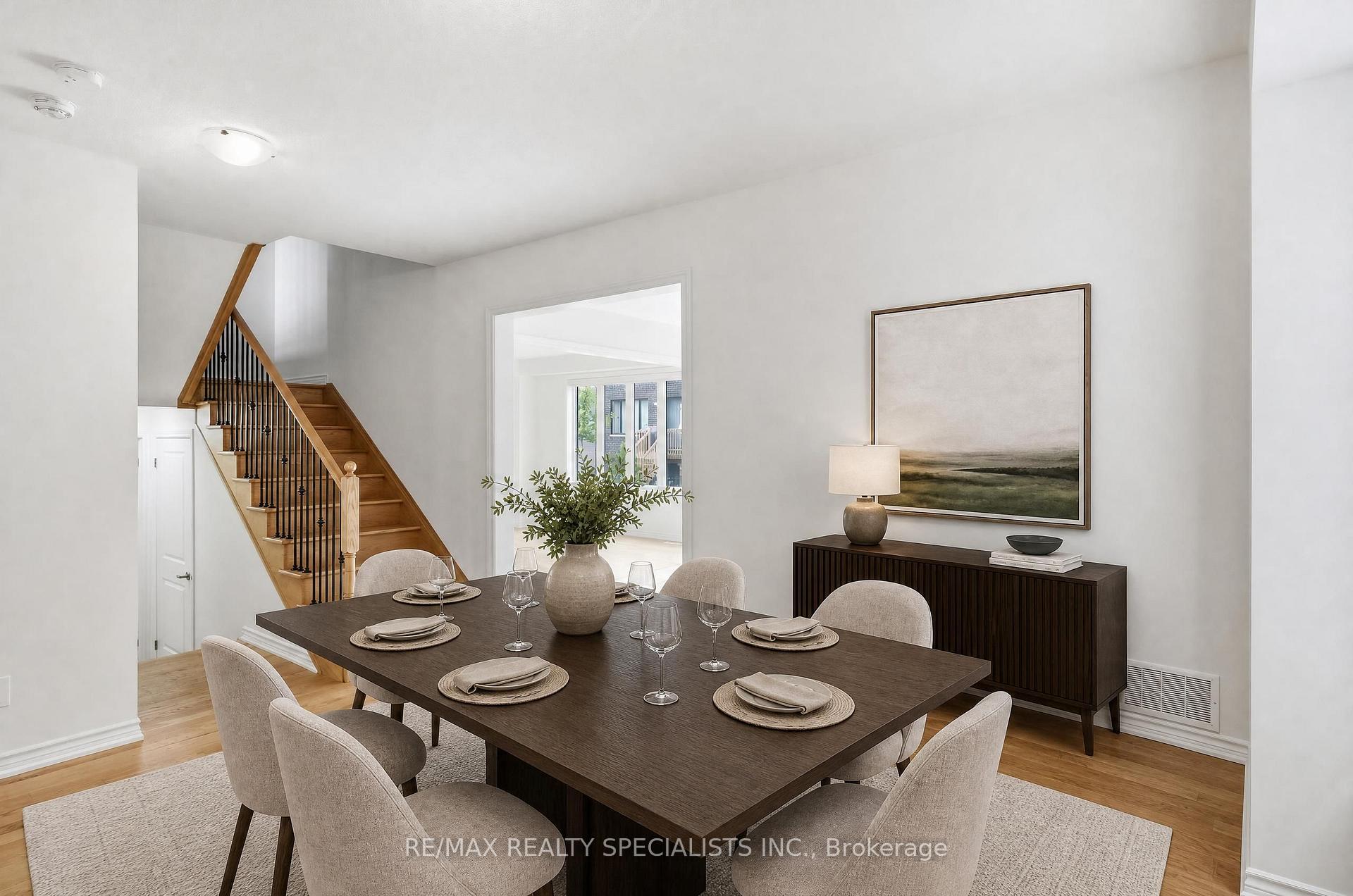Photo 7 of 147 Rosanne Circle, Wasaga Beach — HOMEH