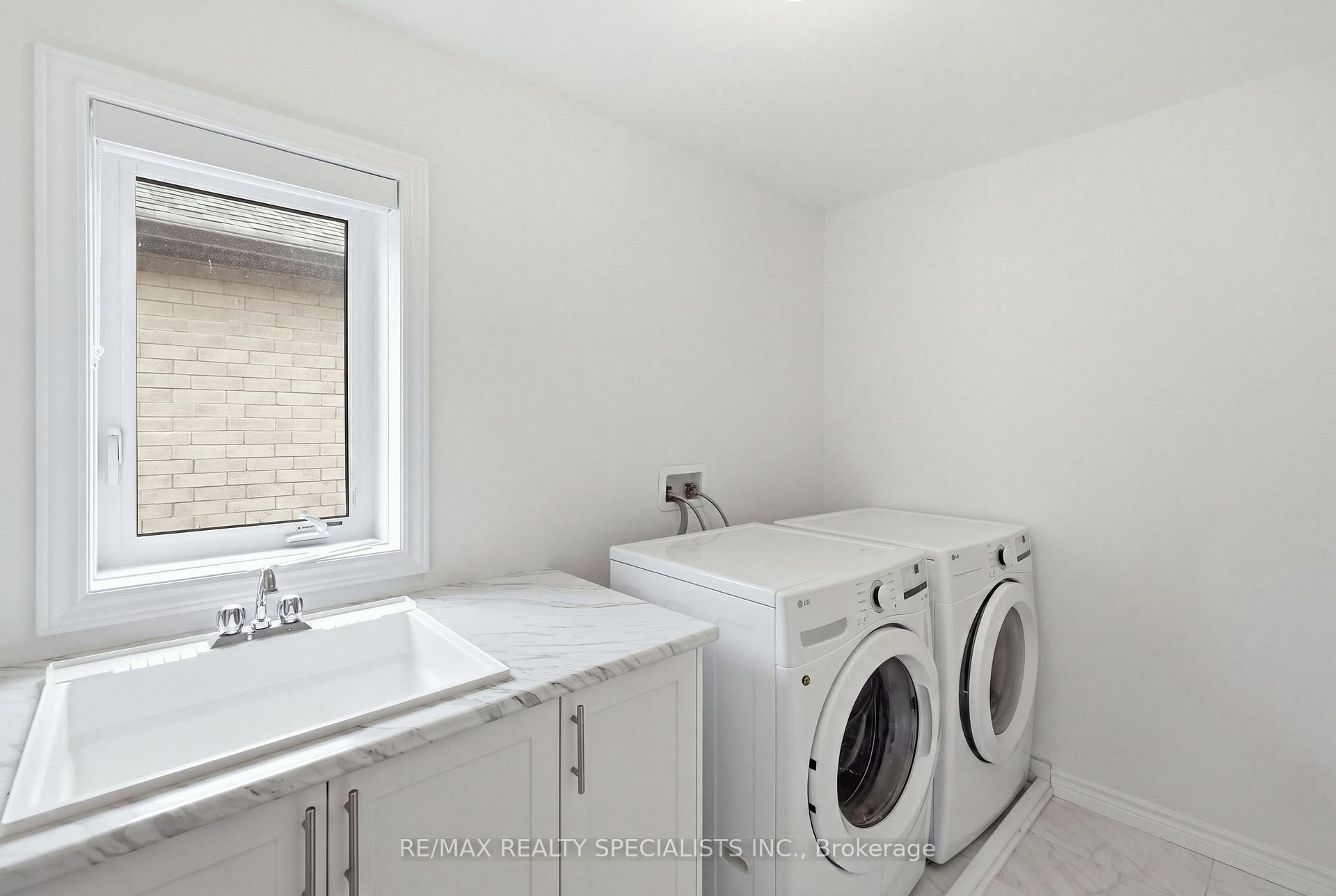 Photo 39 of 147 Rosanne Circle, Wasaga Beach — HOMEH