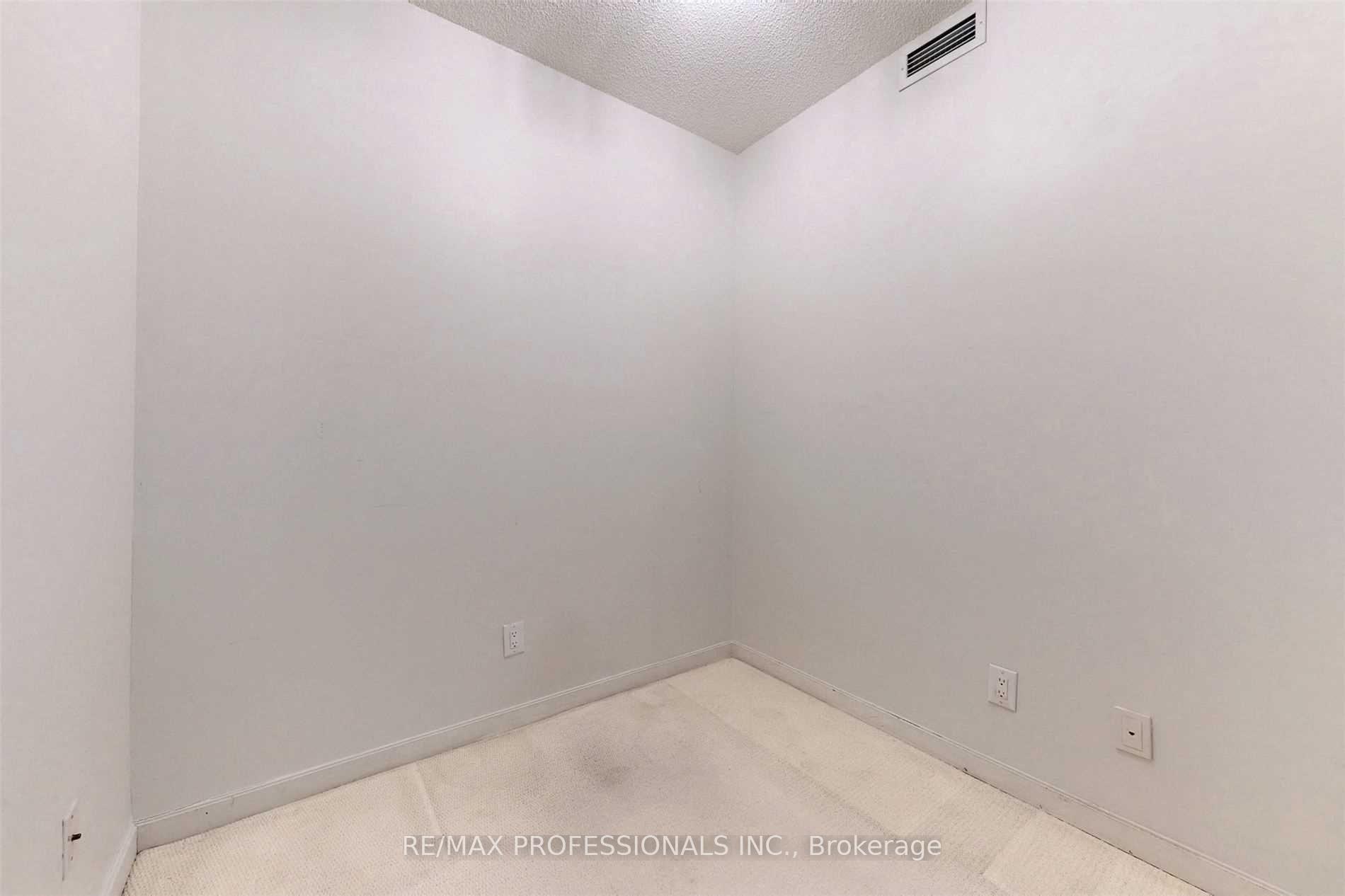 Photo 39 of Unit 313, 1235 Bayly Street, Pickering, Bay Ridges — HOMEH