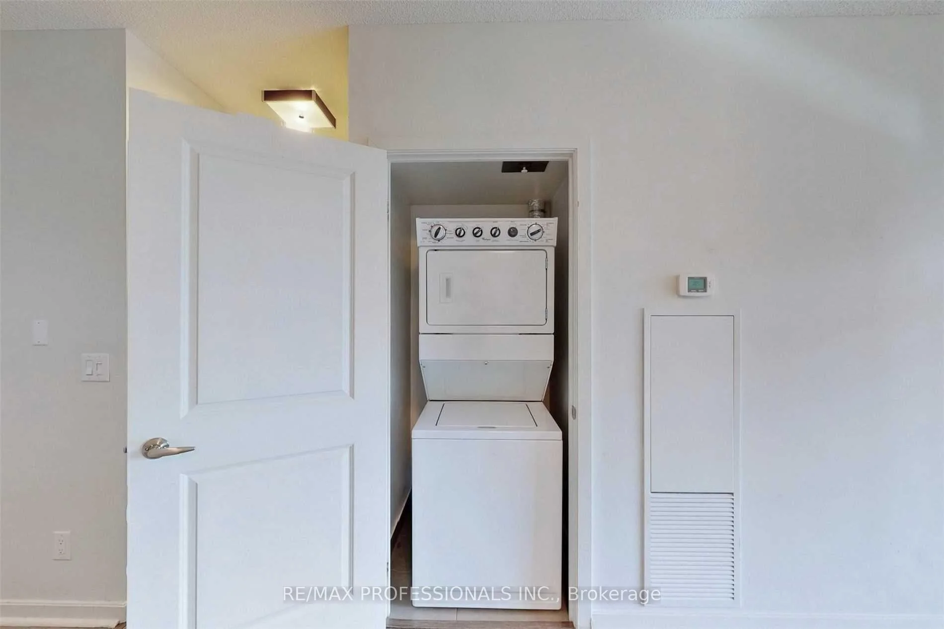 Photo 38 of Unit 313, 1235 Bayly Street, Pickering, Bay Ridges — HOMEH