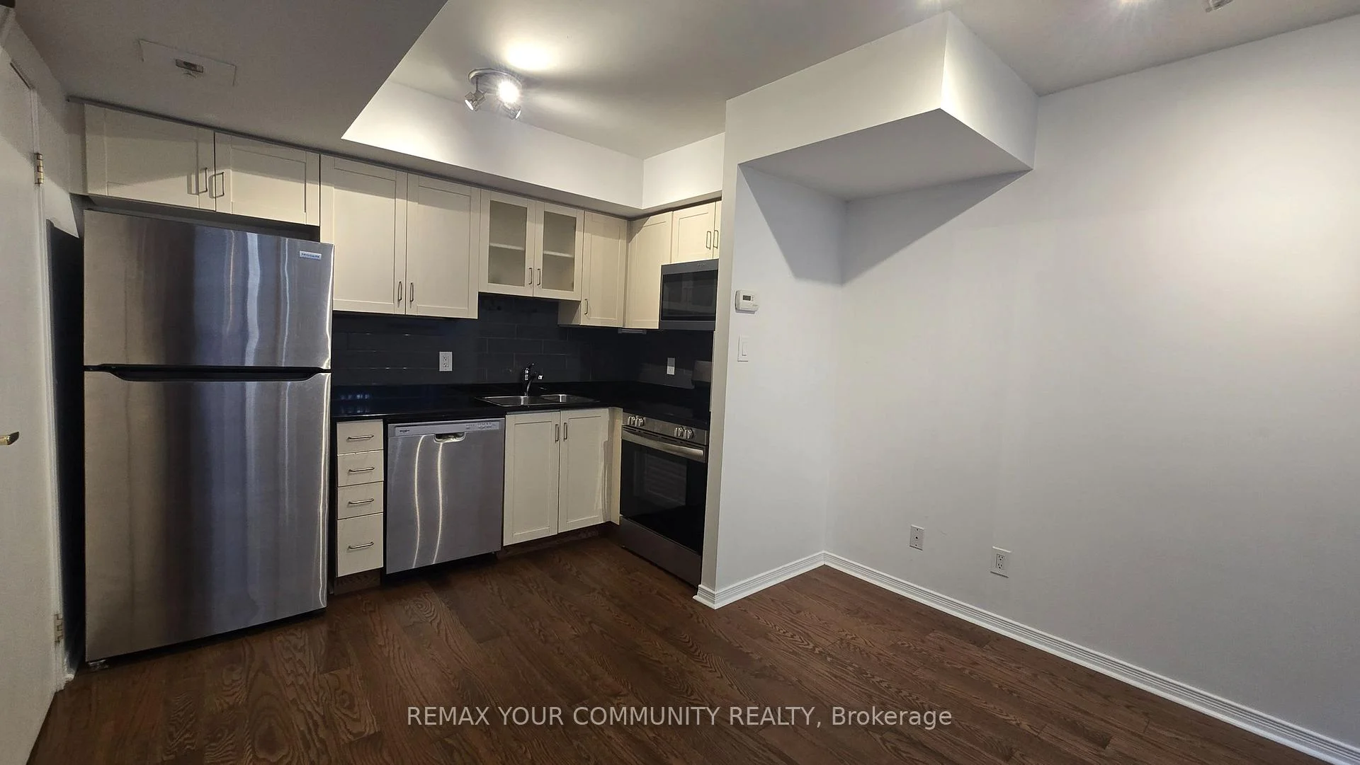 Photo 16 of Unit 732, 42 Western Battery Road, Toronto, Niagara — HOMEH