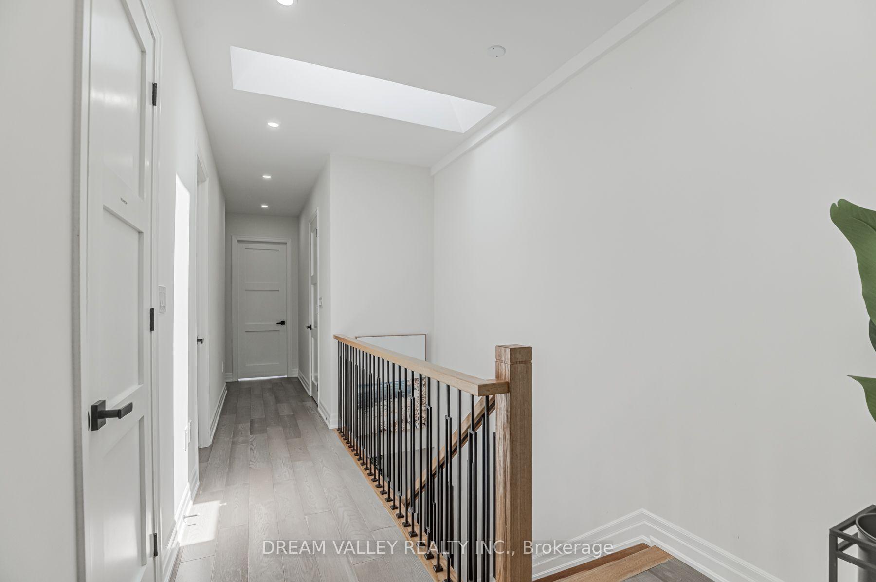 Photo 23 of 160 Byng Avenue, Scarborough, Oakridge — HOMEH