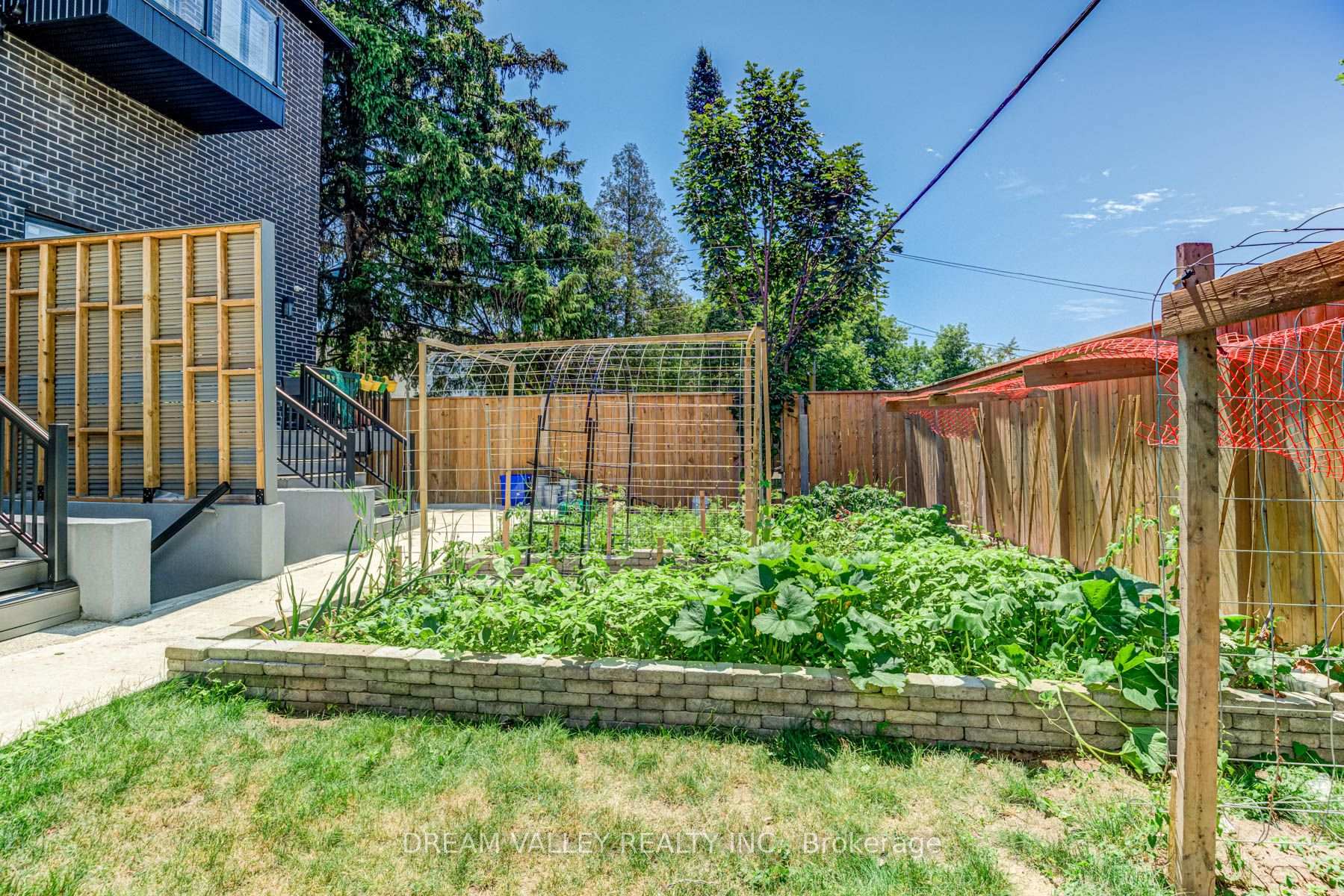Photo 39 of 160 Byng Avenue, Scarborough, Oakridge — HOMEH