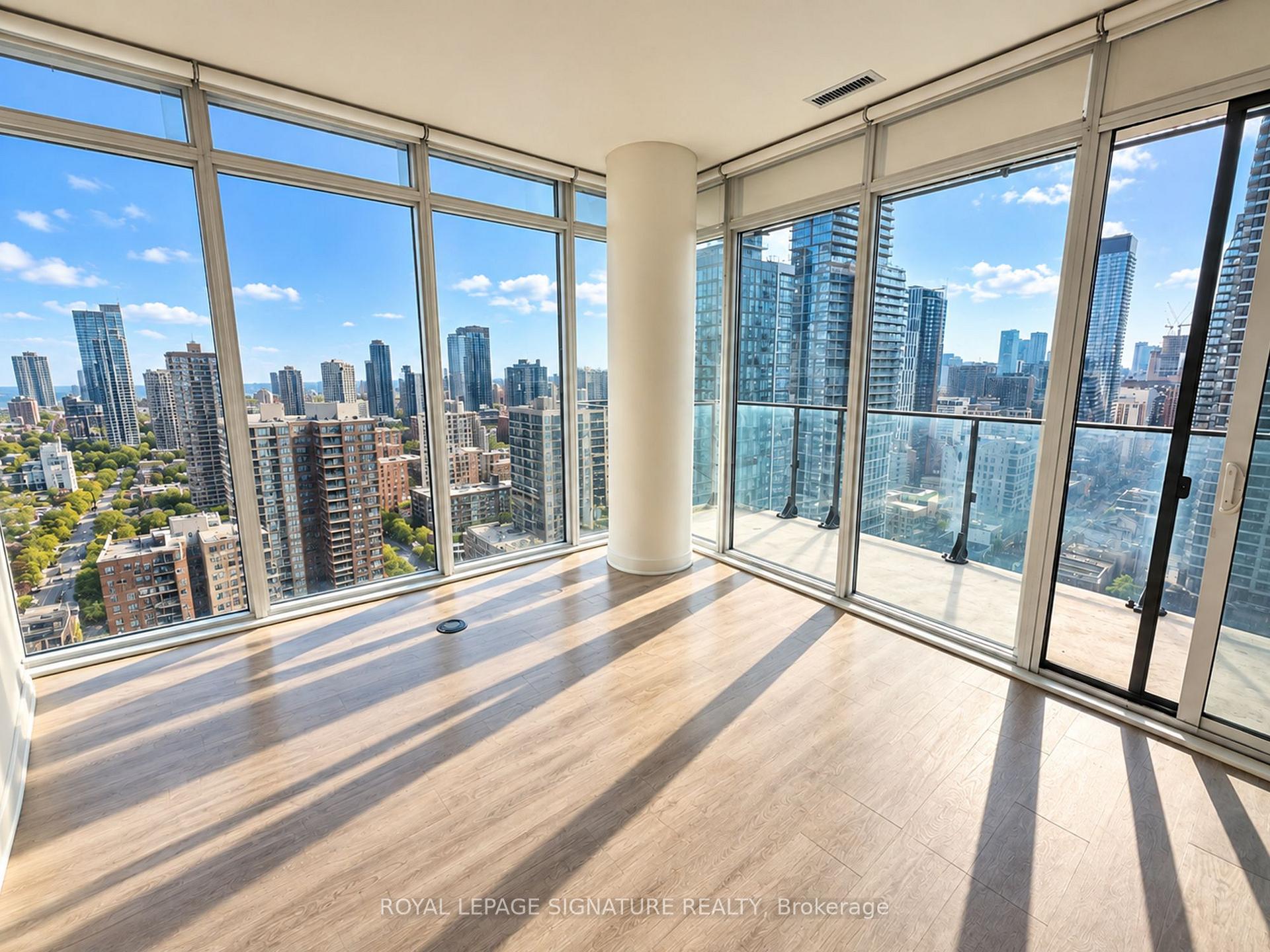 Photo 5 of Unit 2502, 75 St Nicholas Street, Toronto, Bay Street Corridor — HOMEH