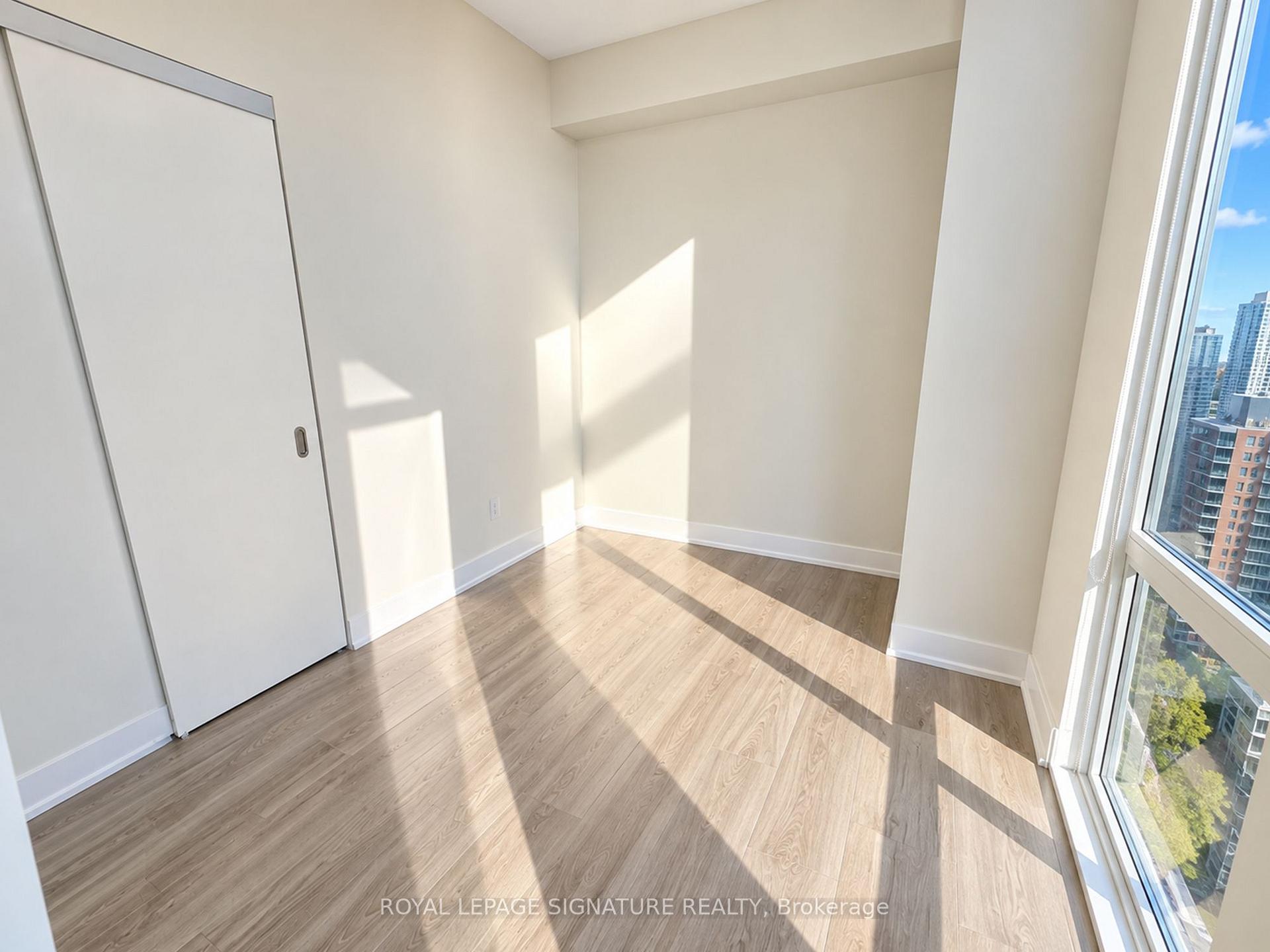 Photo 8 of Unit 2502, 75 St Nicholas Street, Toronto, Bay Street Corridor — HOMEH