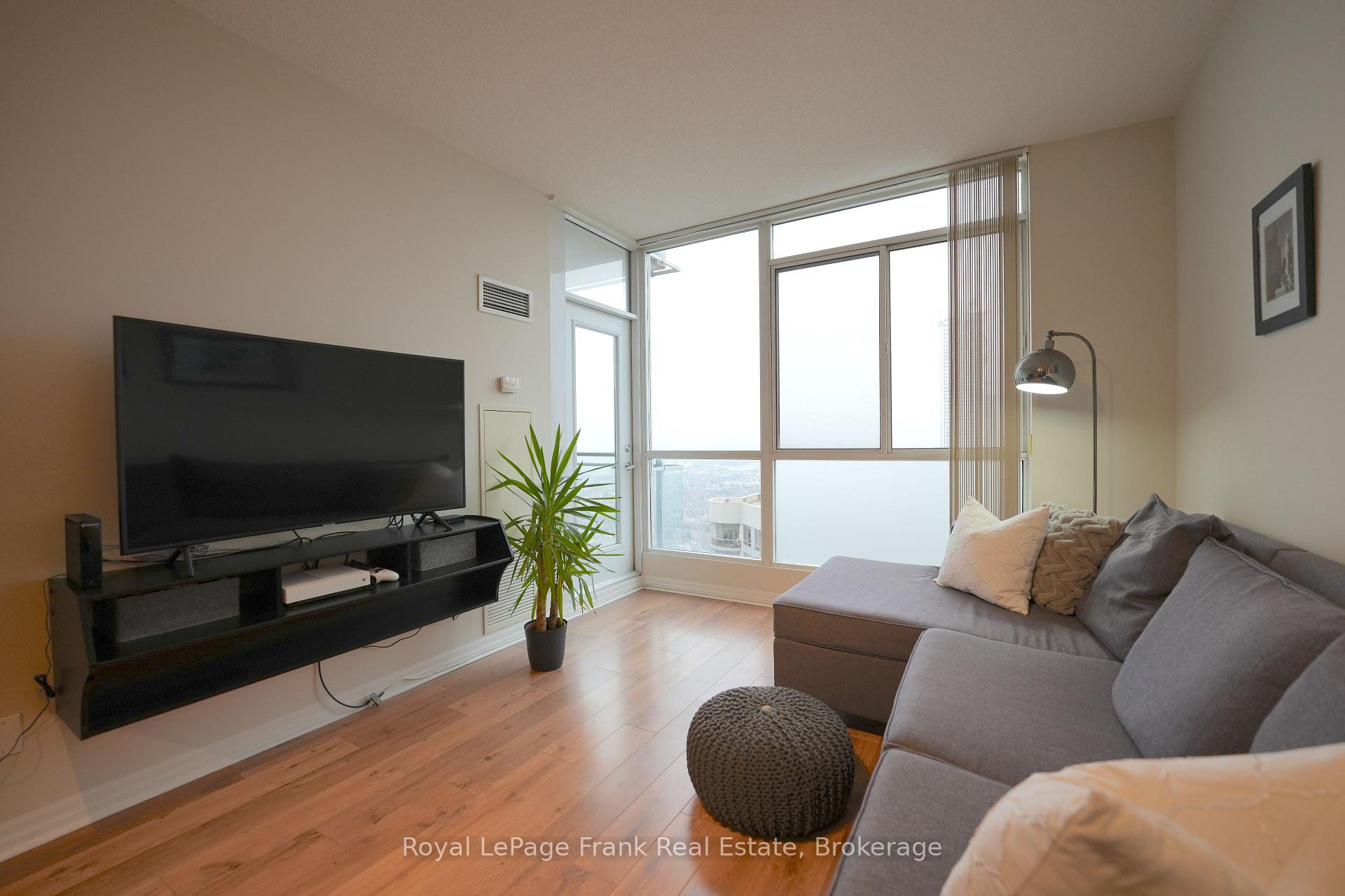 Photo 7 of Unit 3410, 225 Webb Drive, Mississauga, City Centre — HOMEH