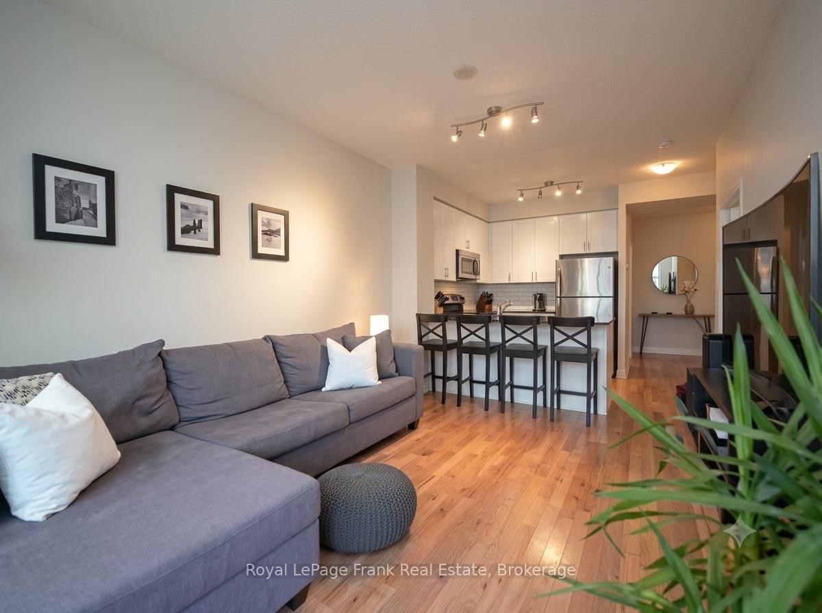 Photo 8 of Unit 3410, 225 Webb Drive, Mississauga, City Centre — HOMEH