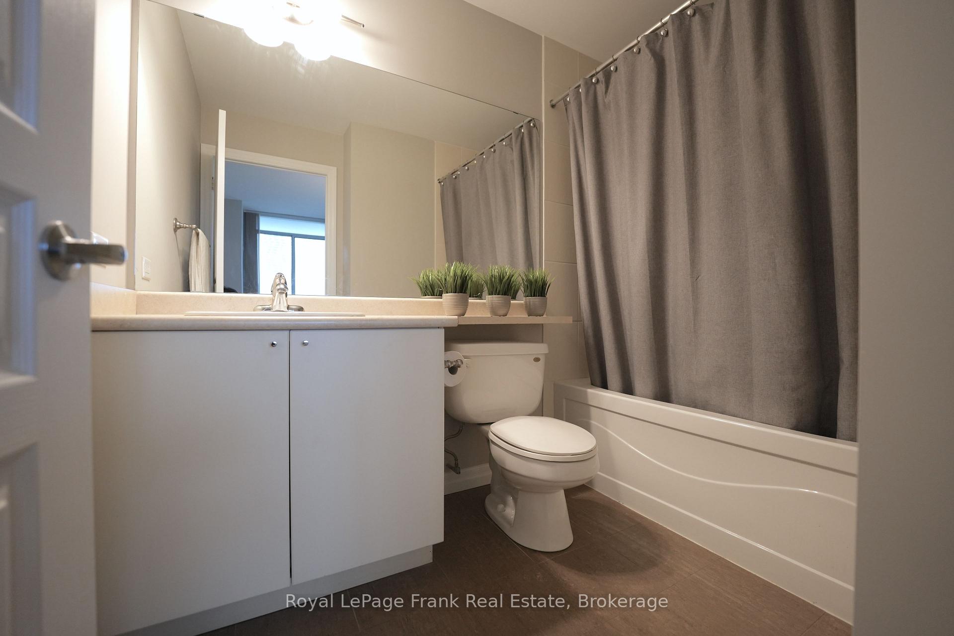 Photo 14 of Unit 3410, 225 Webb Drive, Mississauga, City Centre — HOMEH