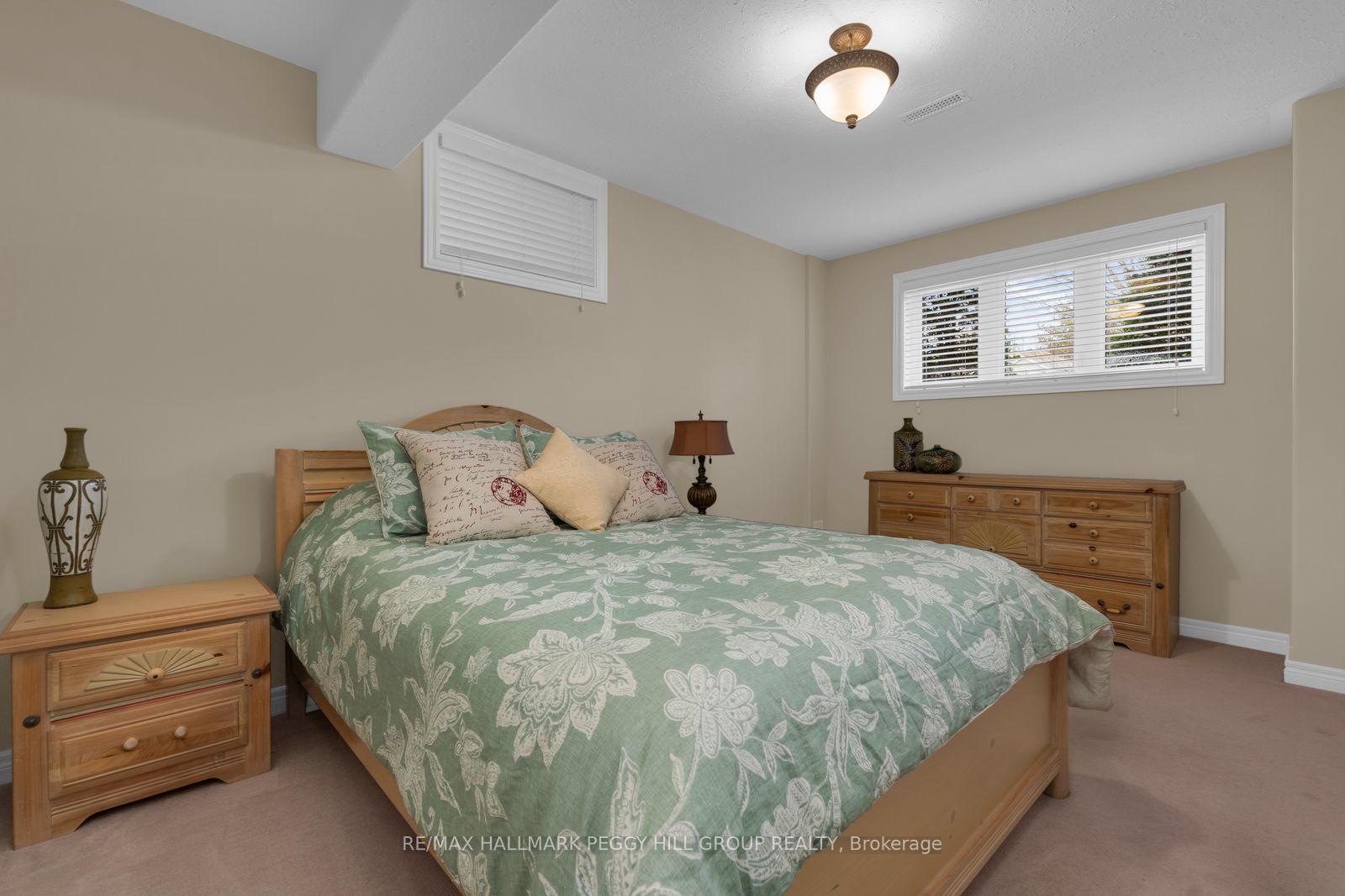Photo 15 of 99 Cumming Drive, Barrie, Ardagh — HOMEH