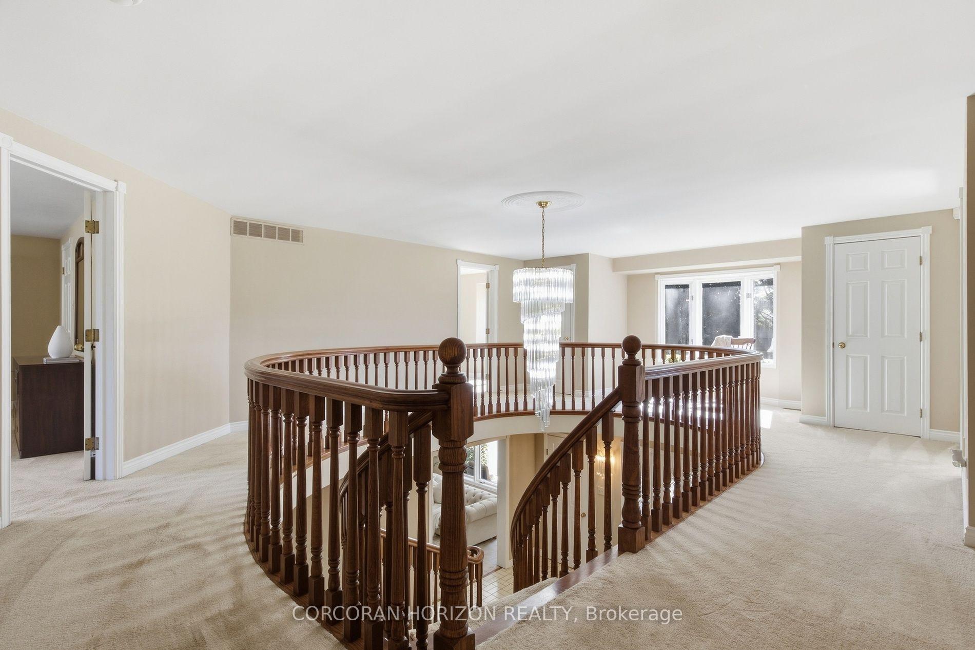 Photo 37 of 527 Anndale Court, Waterloo, Colonial Acres — HOMEH