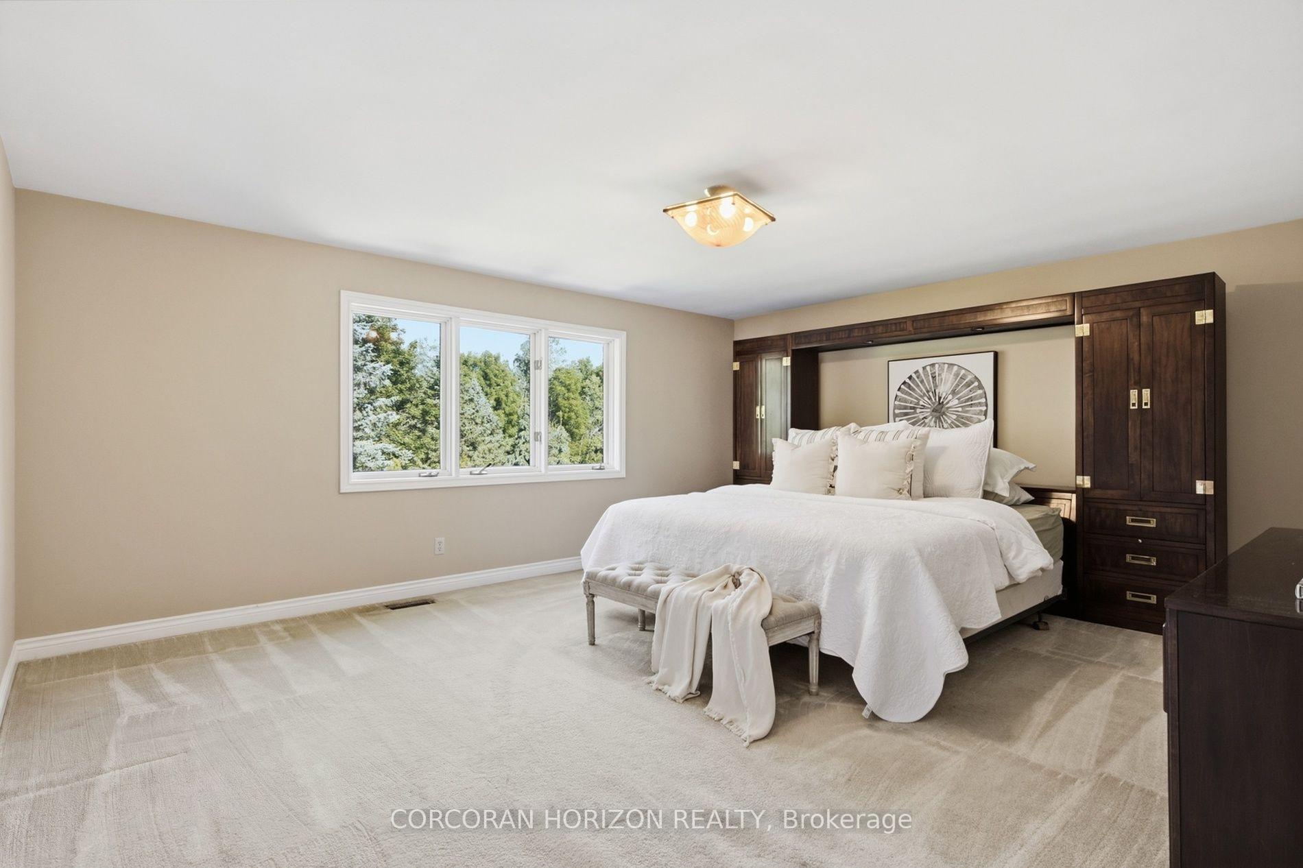 Photo 45 of 527 Anndale Court, Waterloo, Colonial Acres — HOMEH