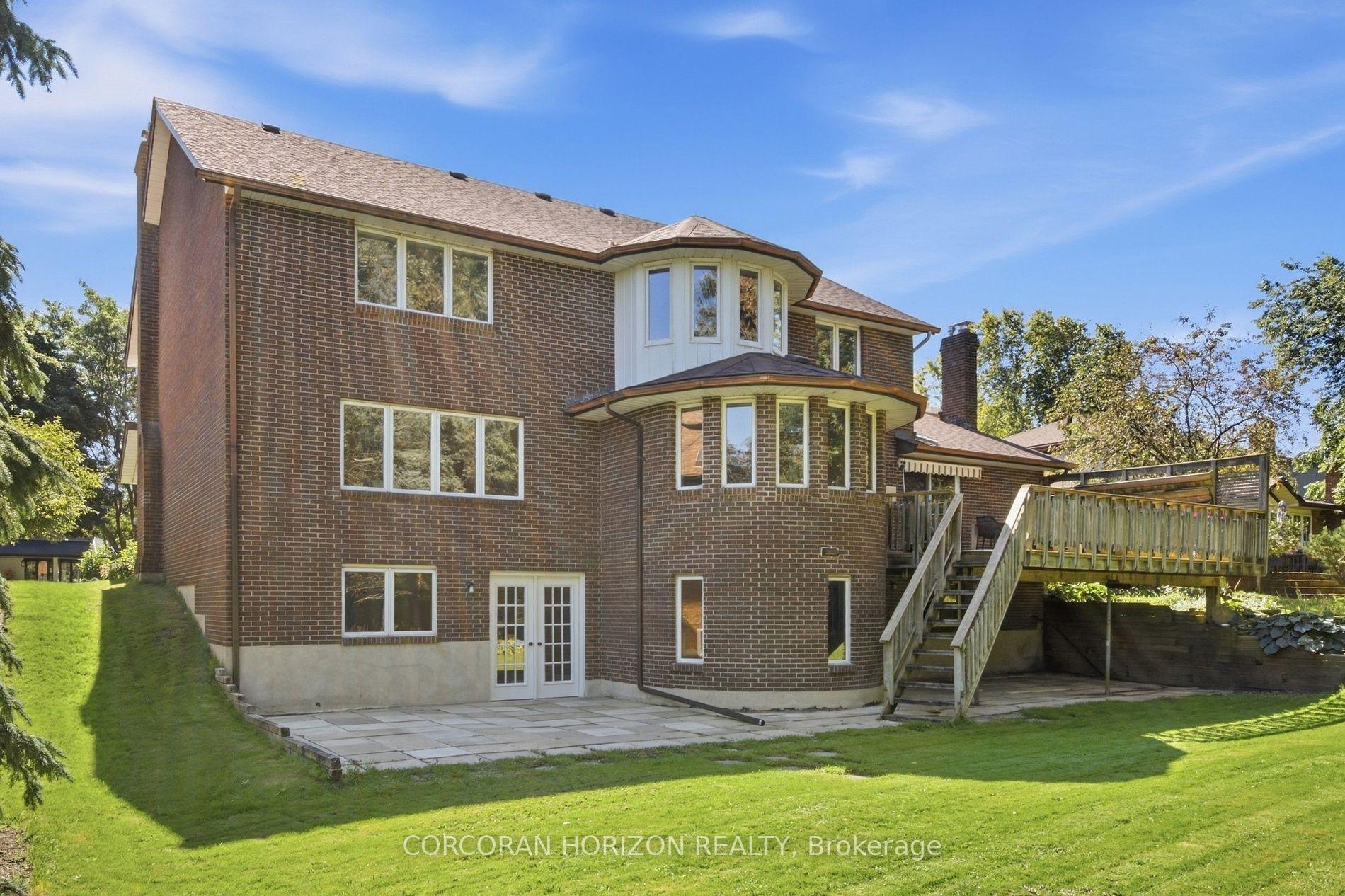 Photo 62 of 527 Anndale Court, Waterloo, Colonial Acres — HOMEH