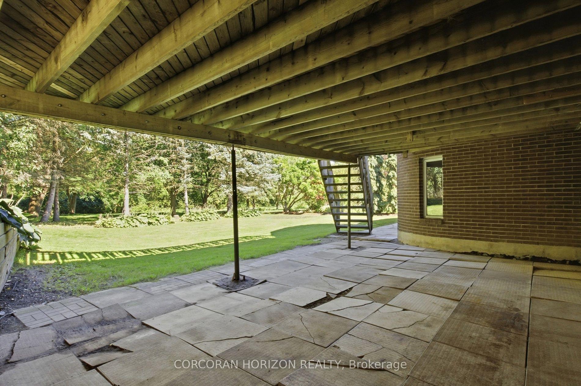 Photo 65 of 527 Anndale Court, Waterloo, Colonial Acres — HOMEH