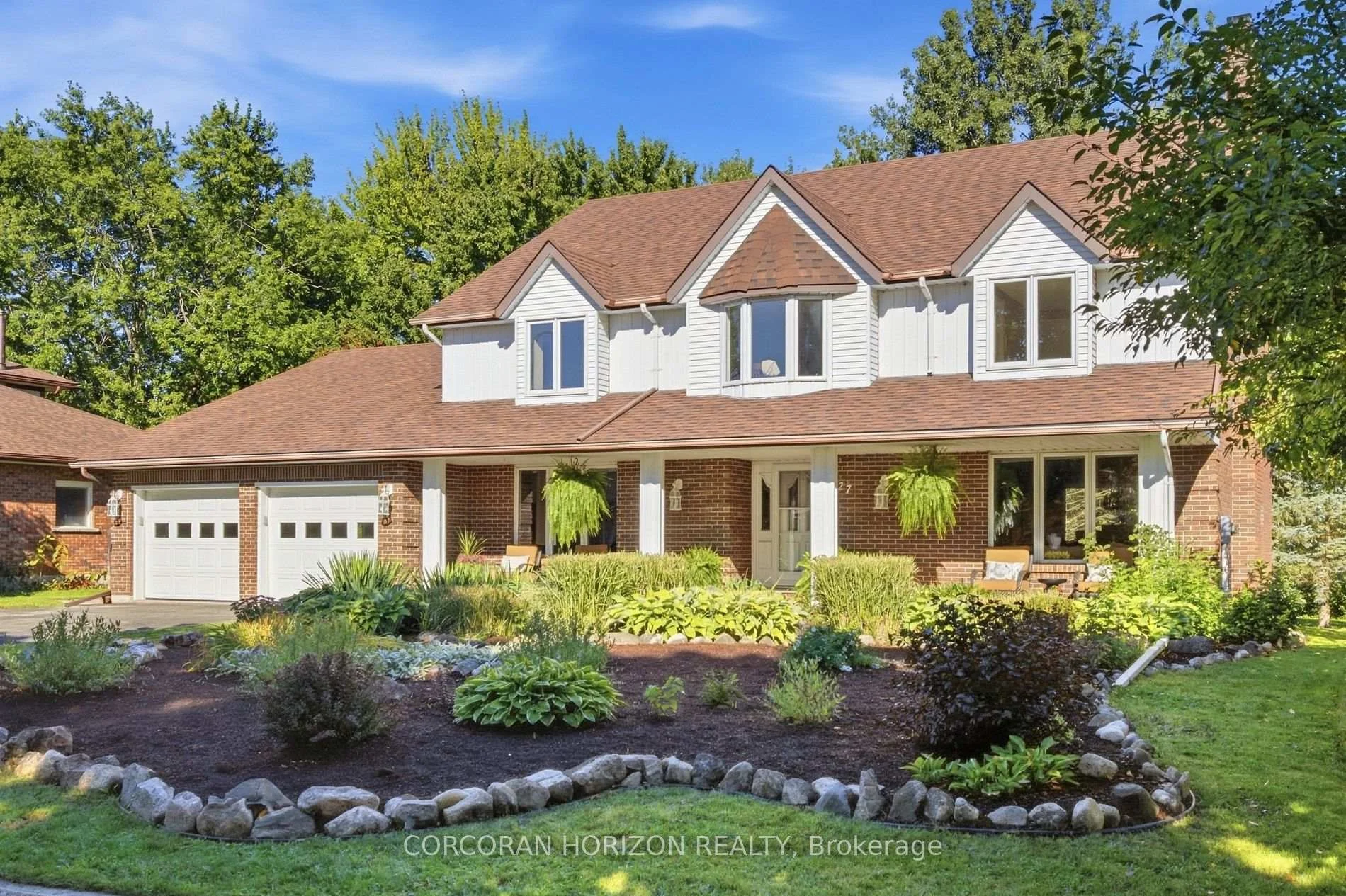 Photo 5 of 527 Anndale Court, Waterloo, Colonial Acres — HOMEH