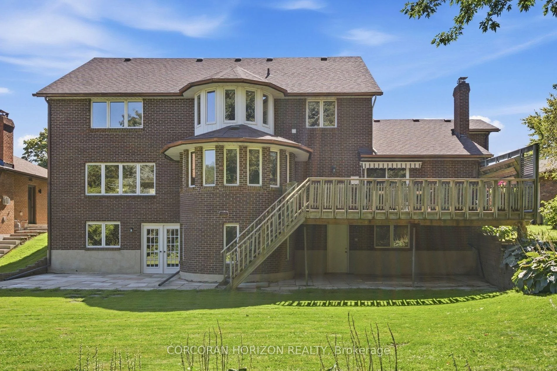 Photo 63 of 527 Anndale Court, Waterloo, Colonial Acres — HOMEH