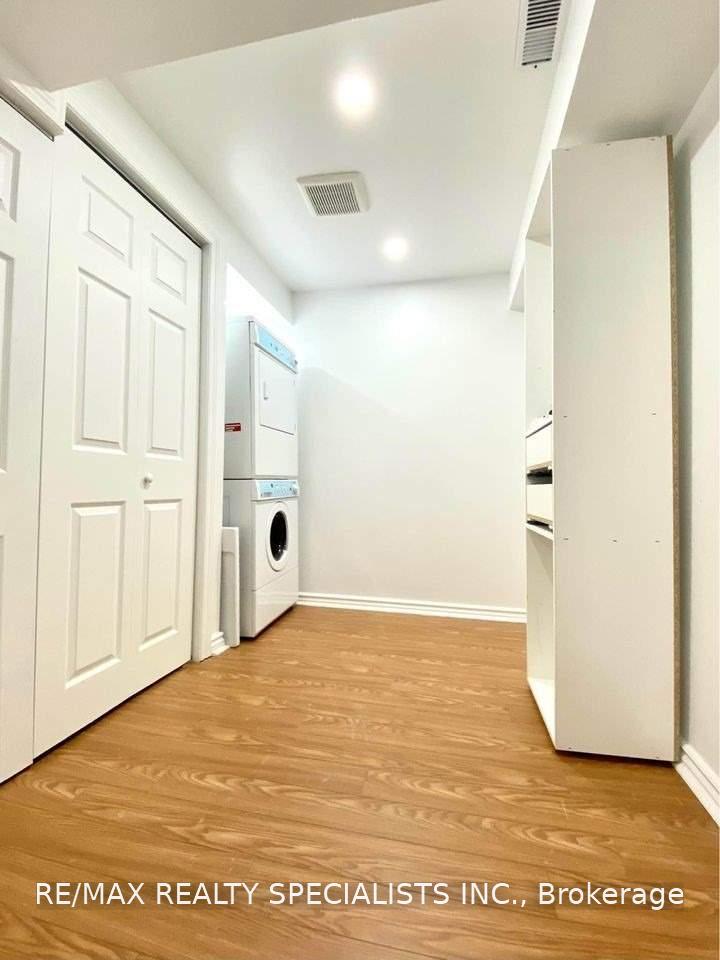 Photo 6 of Unit Bsmt, 6 Ginger Grove, Vaughan, Sonoma Heights — HOMEH