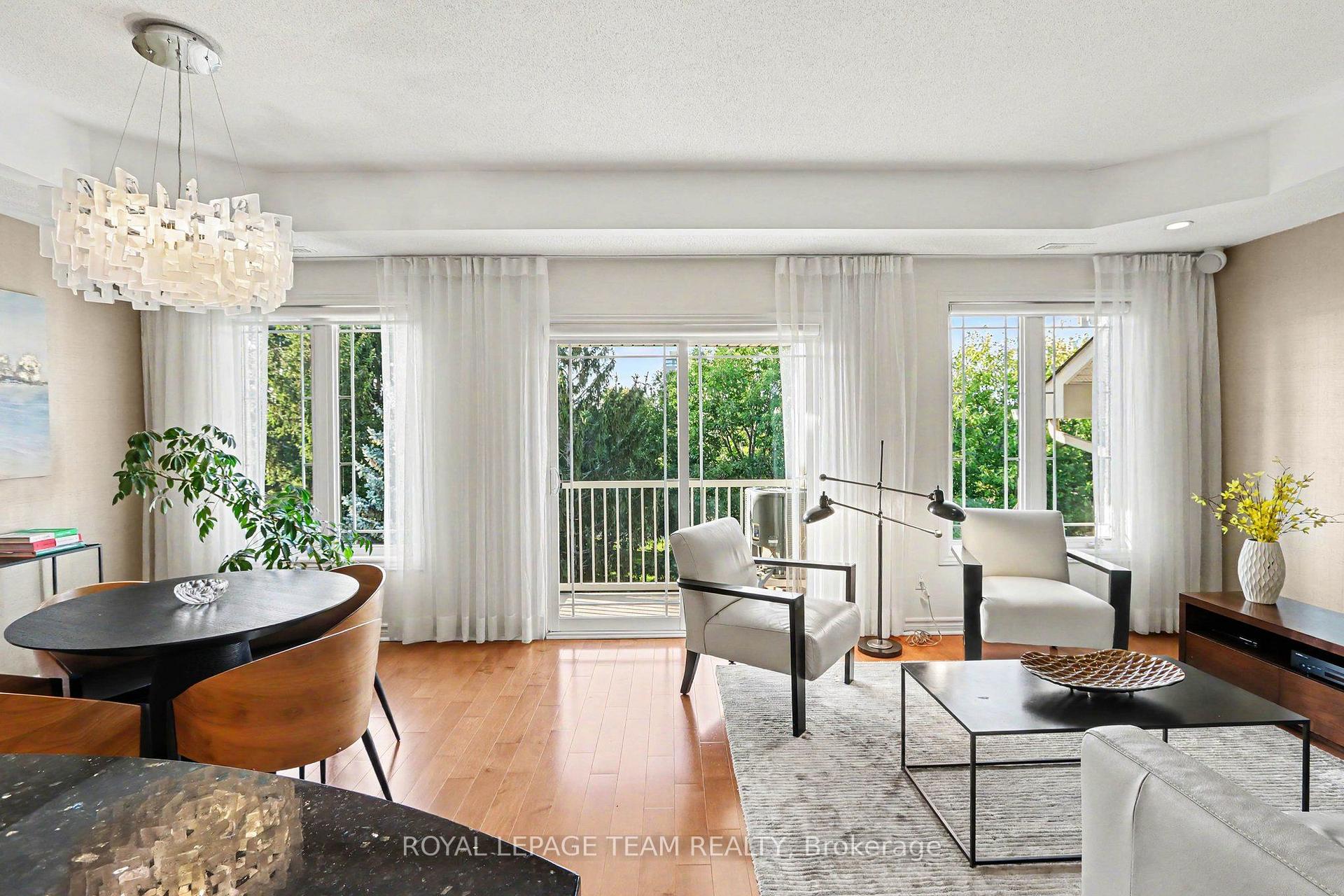 Photo 10 of Unit UNIT 7, 385 Paseo Private, Ottawa, Centrepointe — HOMEH