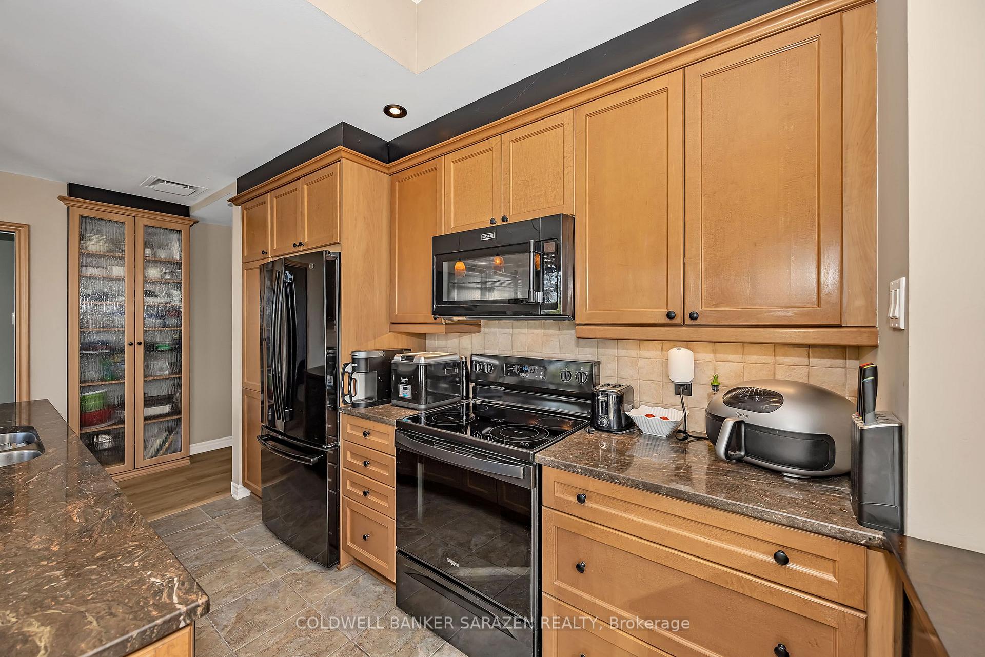 Photo 10 of Unit 705, 250 Lett Street, Ottawa, West Centre Town — HOMEH