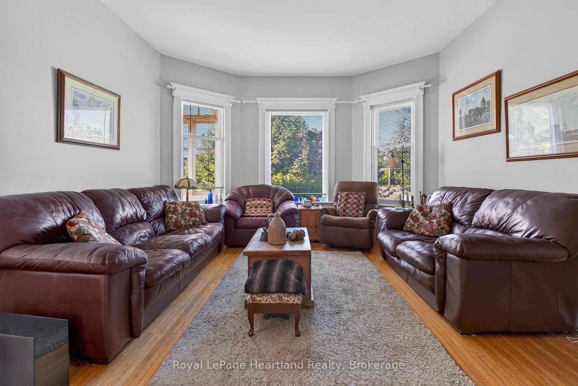 Photo 7 of 85 Montreal Street, Goderich, Goderich (Town) — HOMEH