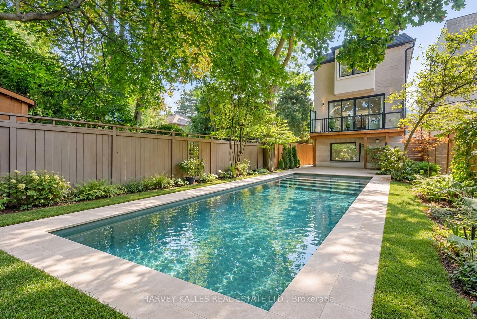 Photo 19 of 194 Sheldrake Boulevard, Toronto, Mount Pleasant East — HOMEH