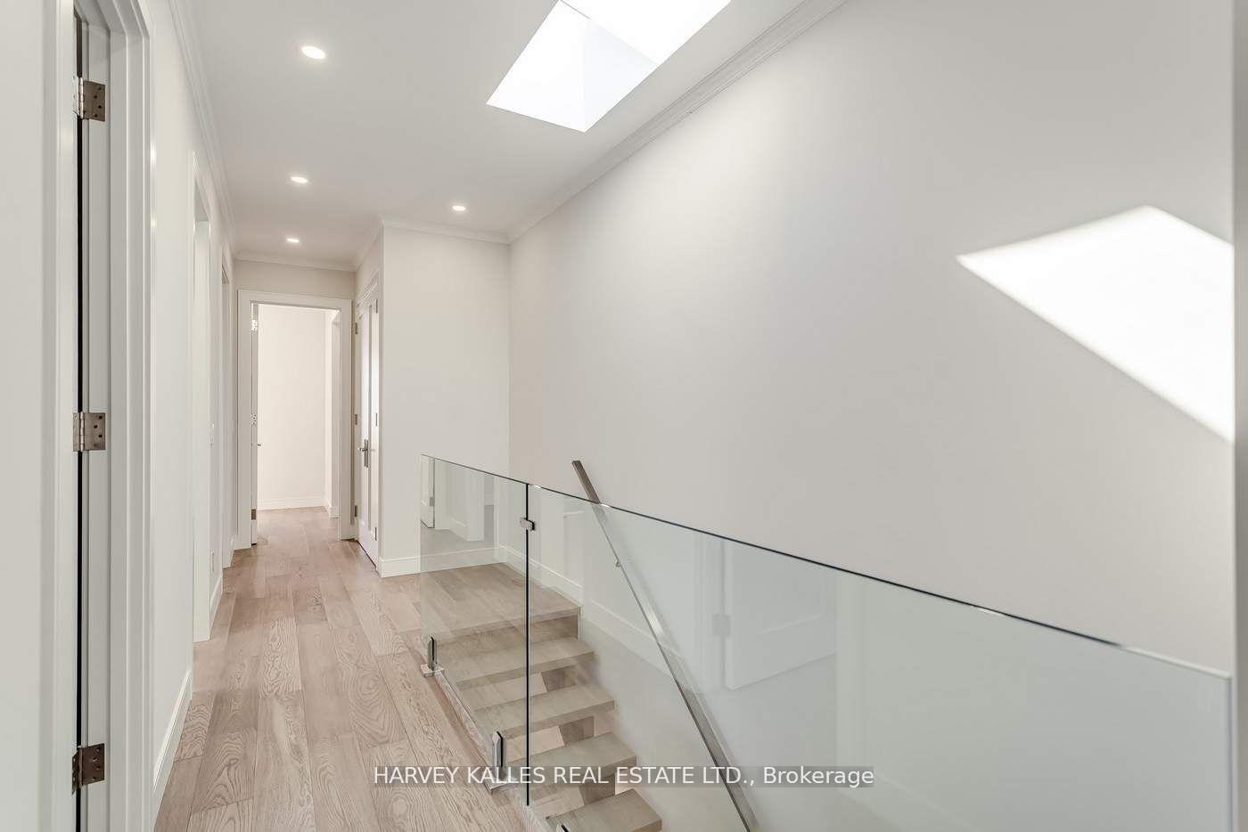 Photo 21 of 194 Sheldrake Boulevard, Toronto, Mount Pleasant East — HOMEH