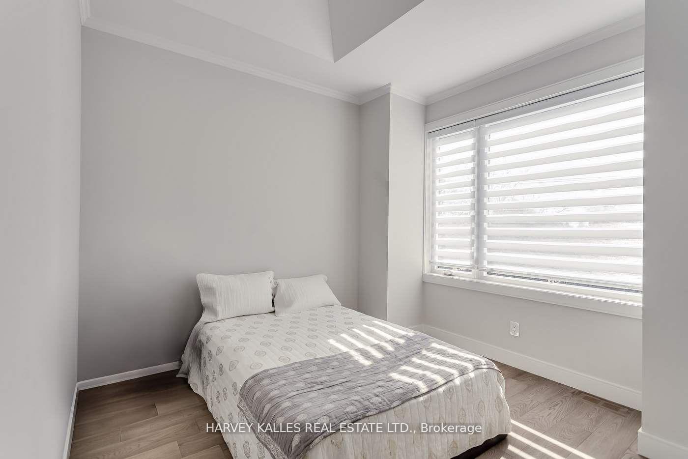 Photo 30 of 194 Sheldrake Boulevard, Toronto, Mount Pleasant East — HOMEH