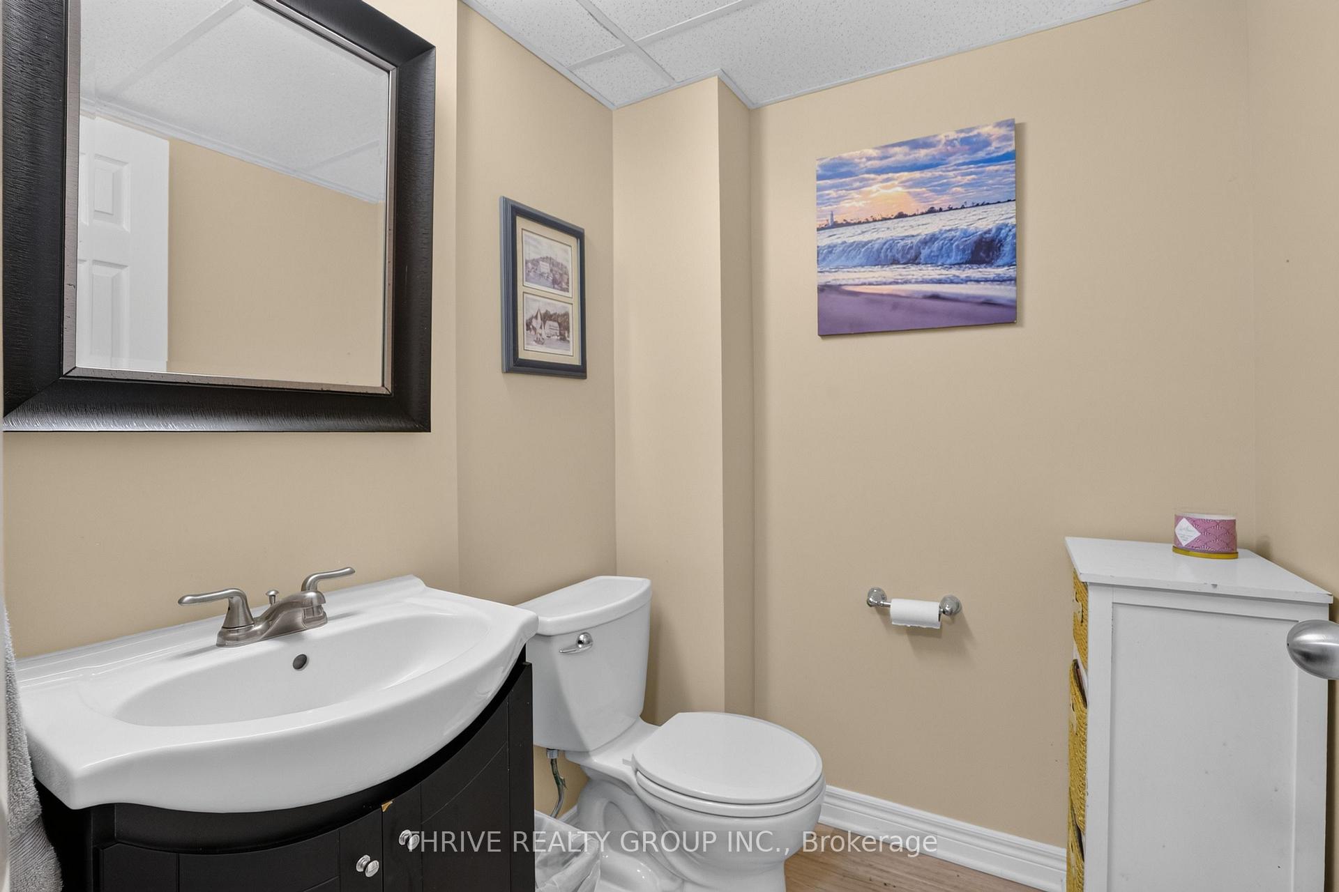 Photo 25 of 11 Outer Drive, London, South V — HOMEH