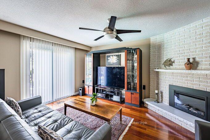 Photo 21 of 671 Louis Drive, Mississauga, Erindale — HOMEH