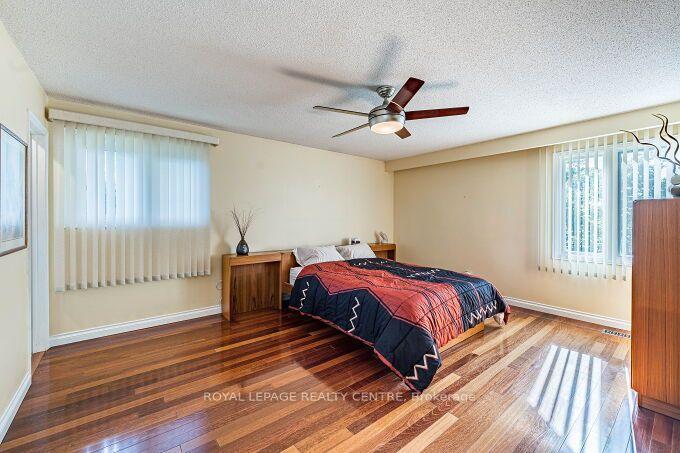 Photo 27 of 671 Louis Drive, Mississauga, Erindale — HOMEH
