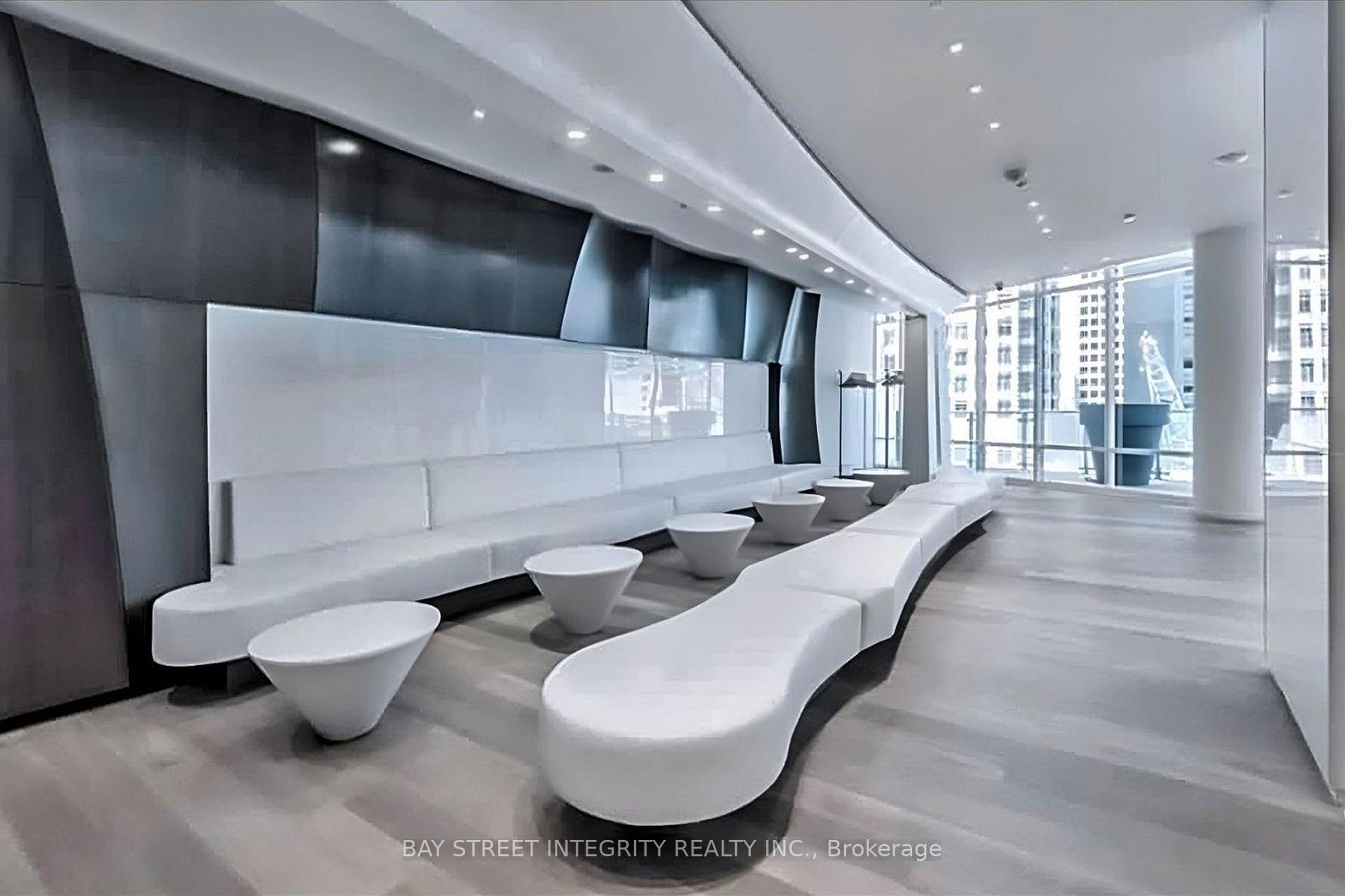 Photo 24 of Unit 1512, 1 Bloor Street E, Toronto, Church-Yonge Corridor — HOMEH
