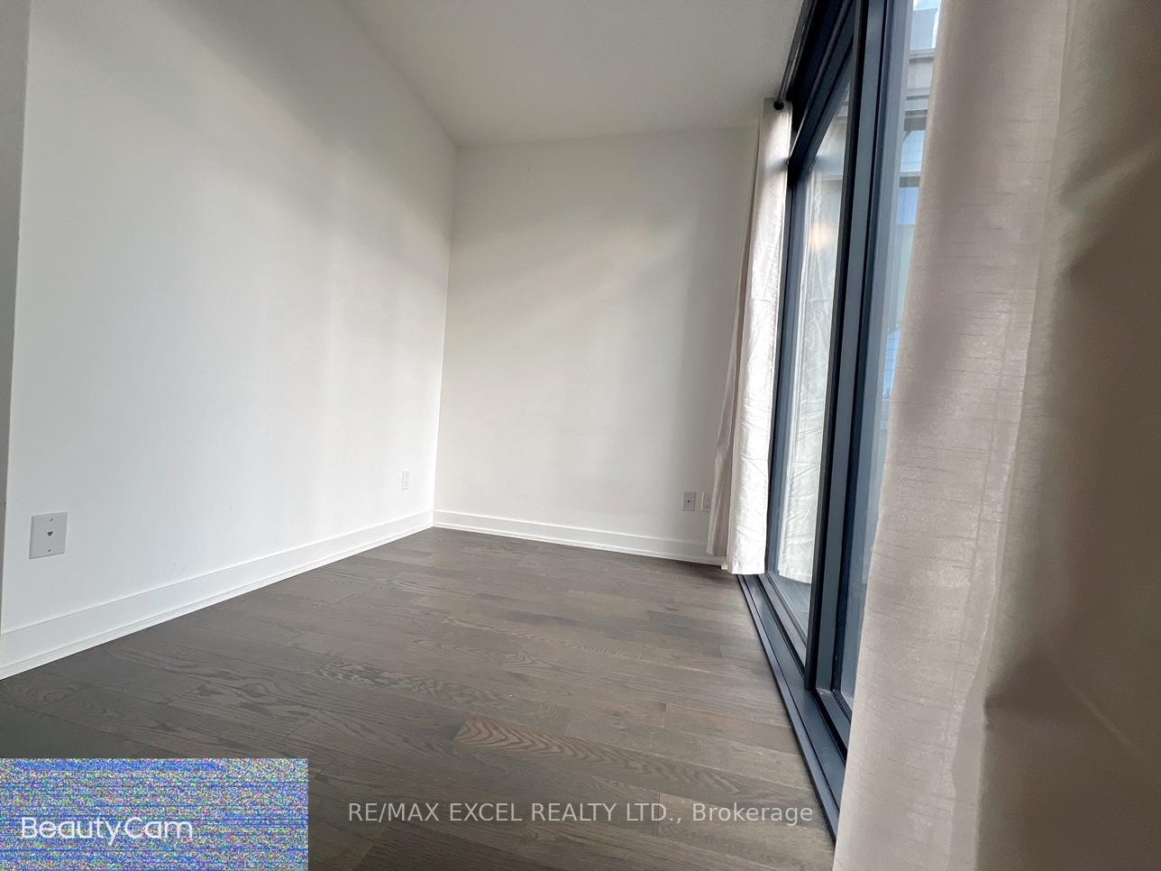 Photo 2 of Unit 1008, 25 Richmond Street E, Toronto, Church-Yonge Corridor — HOMEH
