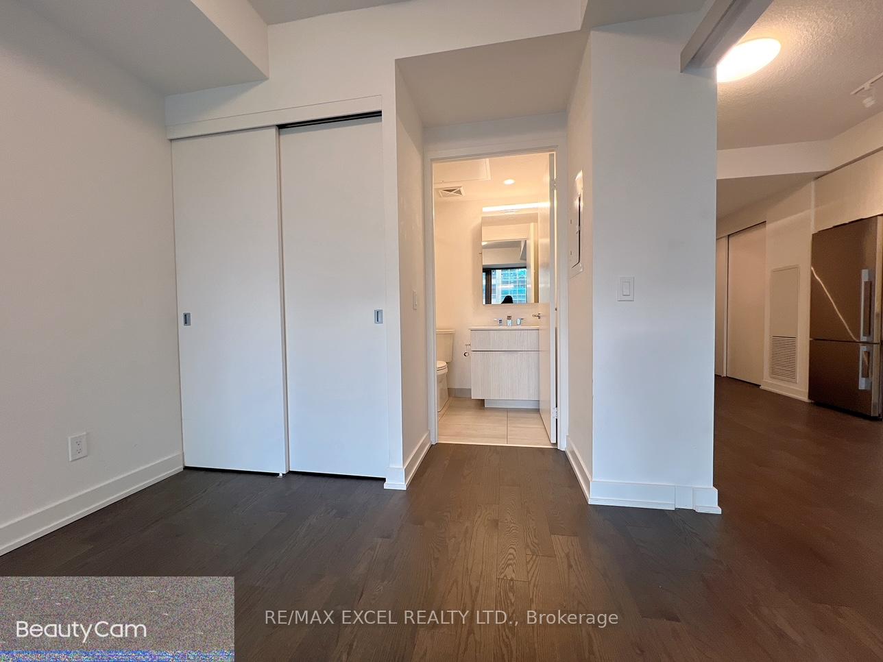 Photo 8 of Unit 1008, 25 Richmond Street E, Toronto, Church-Yonge Corridor — HOMEH