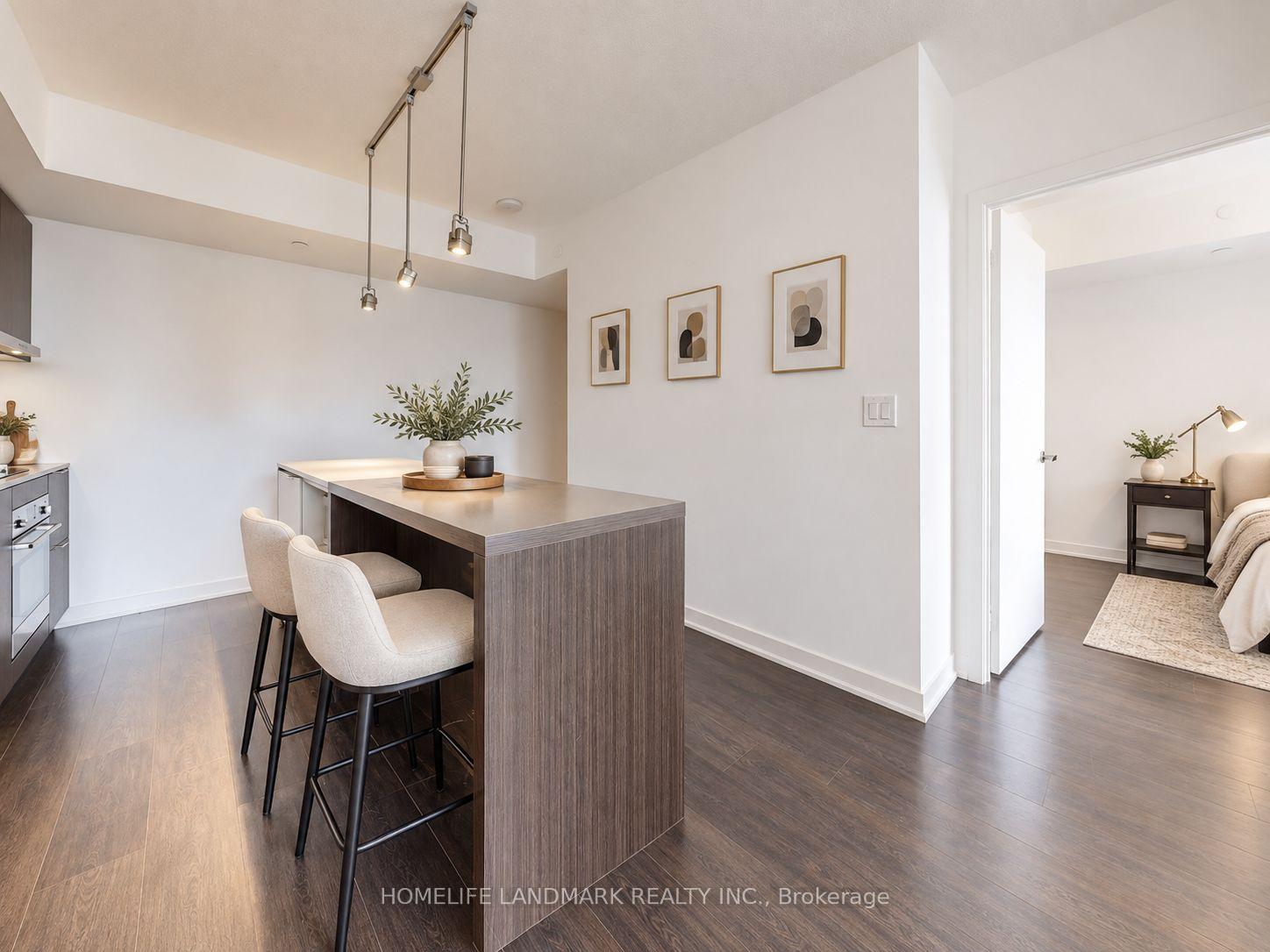 Photo 4 of Unit 3405, 100 Harbour Street, Toronto, Waterfront Communities — HOMEH