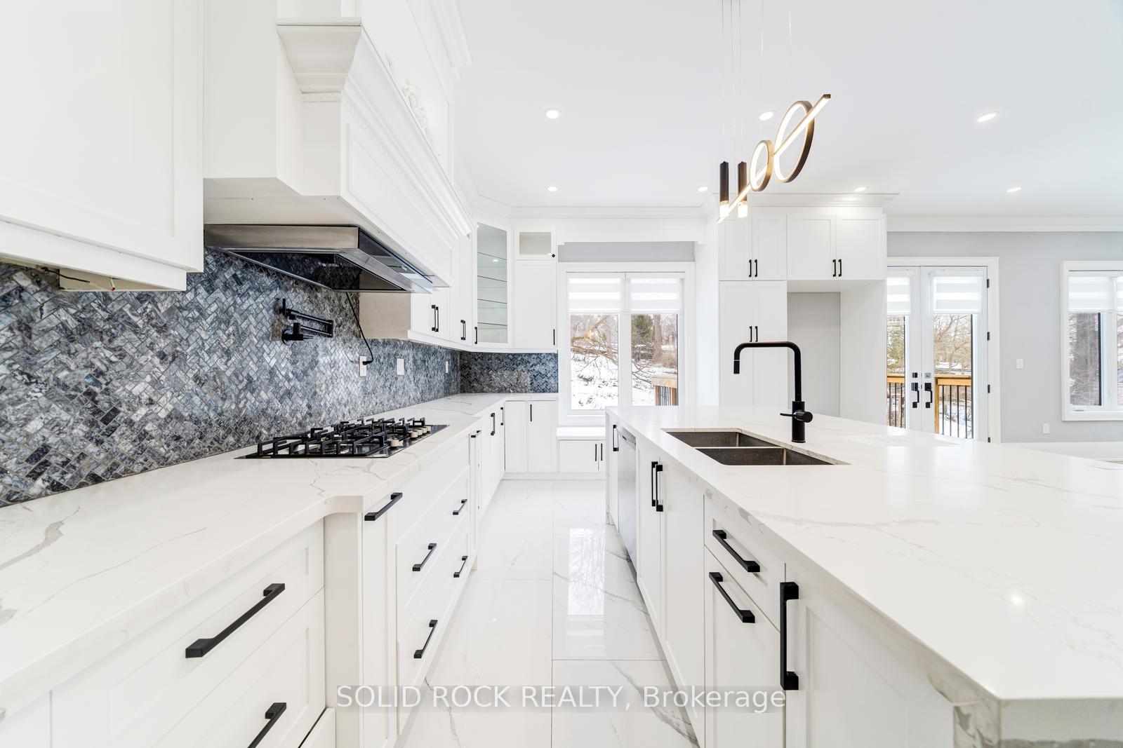Photo 14 of 367 Penn Avenue, Newmarket, Bristol-London — HOMEH