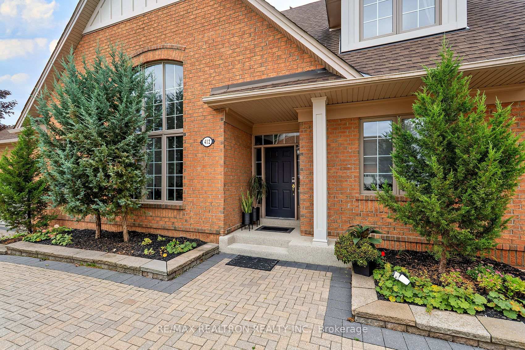 Photo of 412 Falconwood Hollow