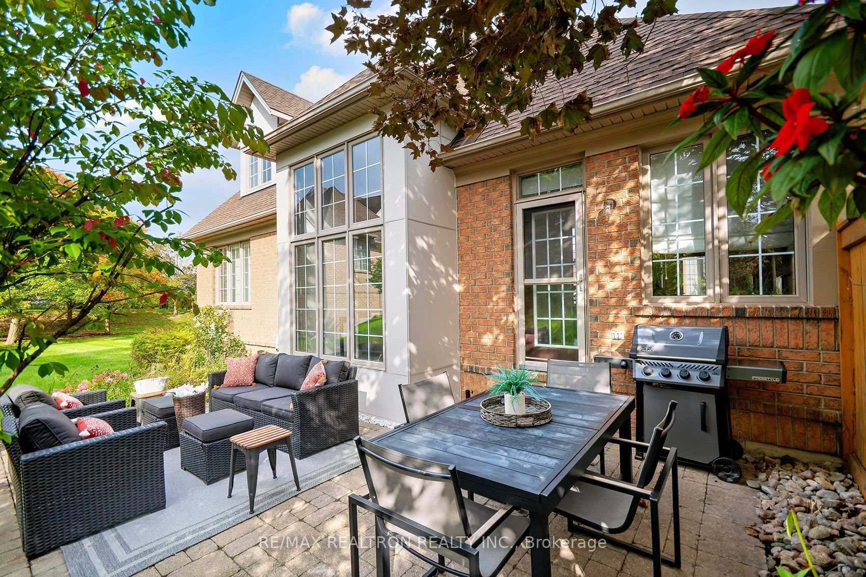 Photo 2 of 412 Falconwood Hollow, Aurora, Aurora Estates — HOMEH