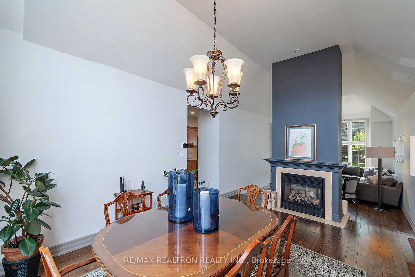 Photo 19 of 412 Falconwood Hollow, Aurora, Aurora Estates — HOMEH