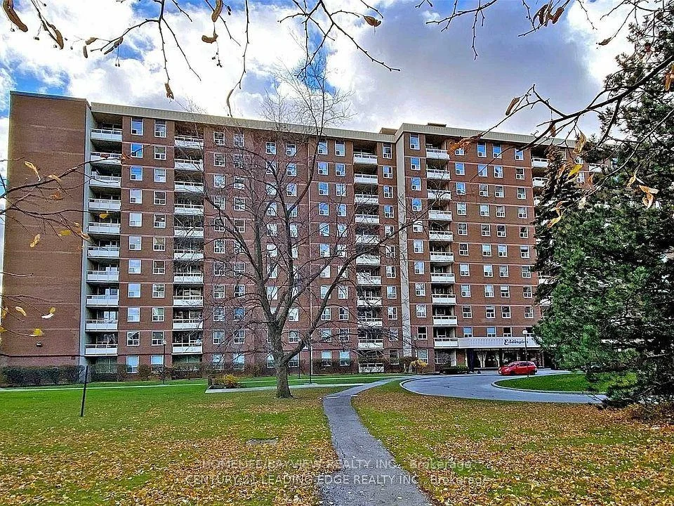 Photo 2 of Unit 403, 175 Hilda Avenue, North York, Newtonbrook West — HOMEH