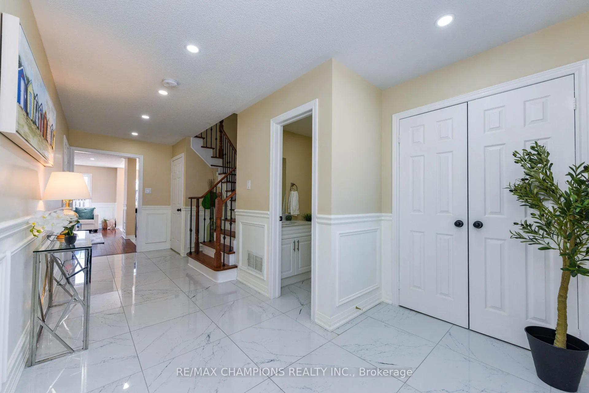 Photo 4 of 258 Van Kirk Drive, Brampton, Northwest Sandalwood Parkway — HOMEH