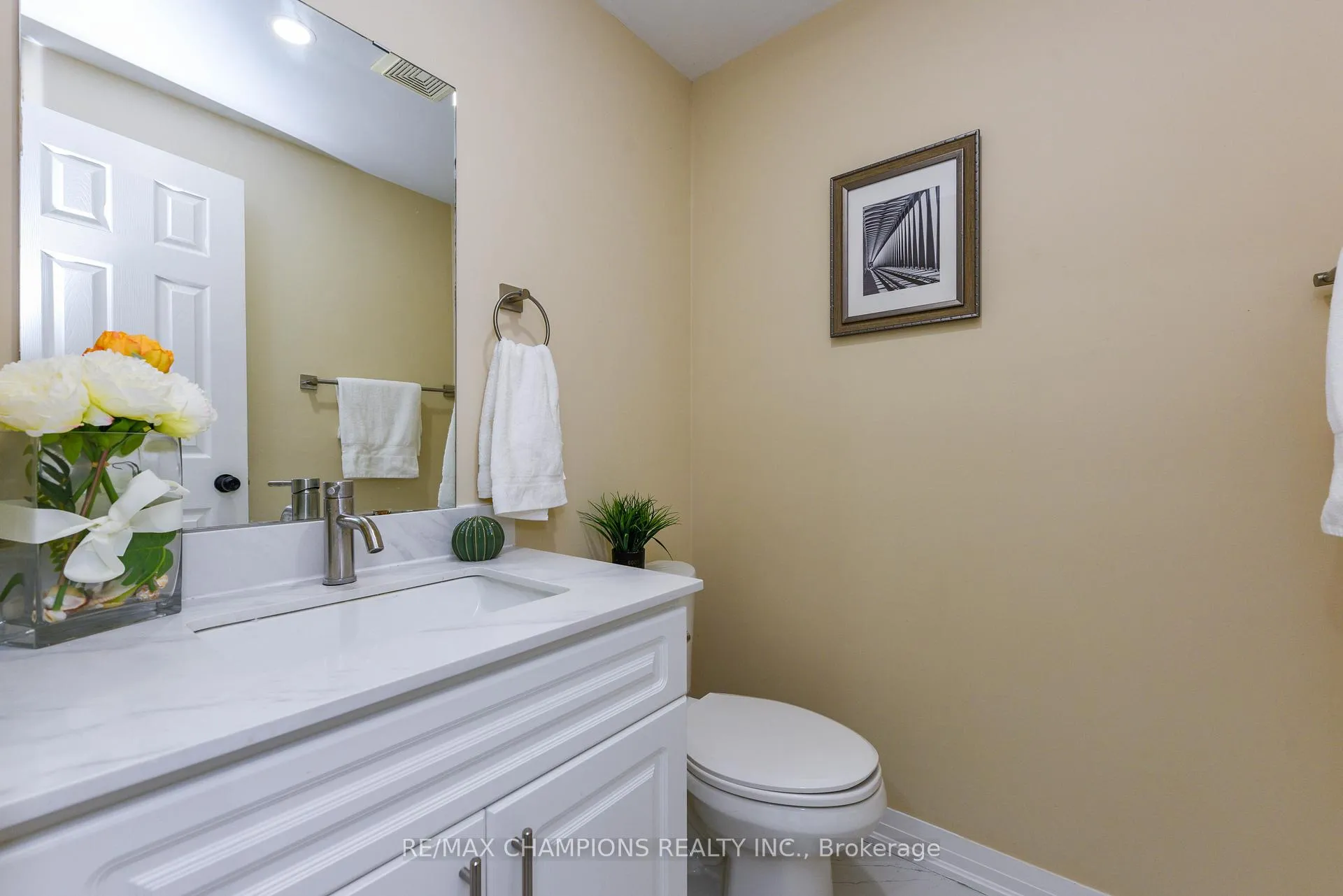 Photo 6 of 258 Van Kirk Drive, Brampton, Northwest Sandalwood Parkway — HOMEH