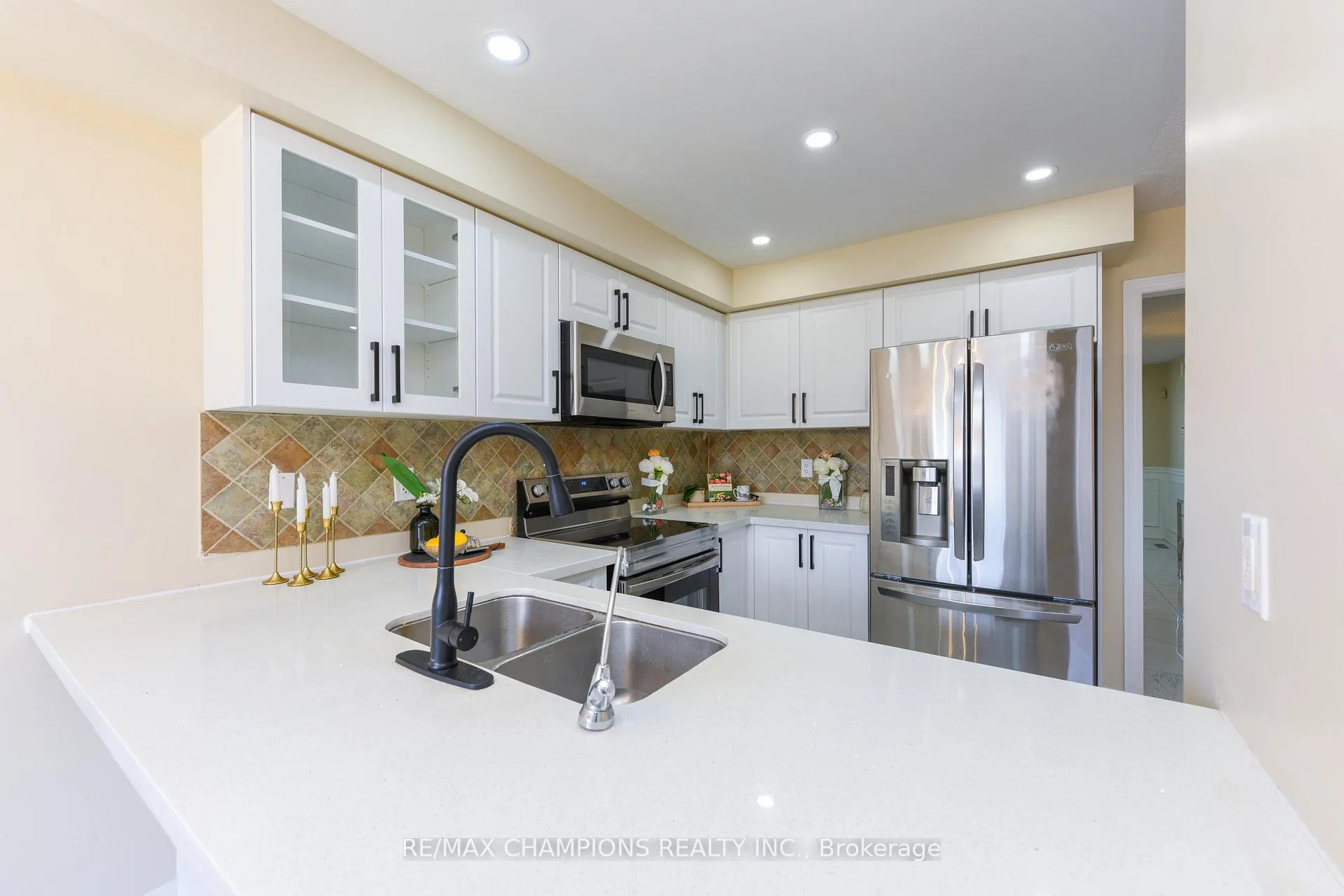 Photo 17 of 258 Van Kirk Drive, Brampton, Northwest Sandalwood Parkway — HOMEH