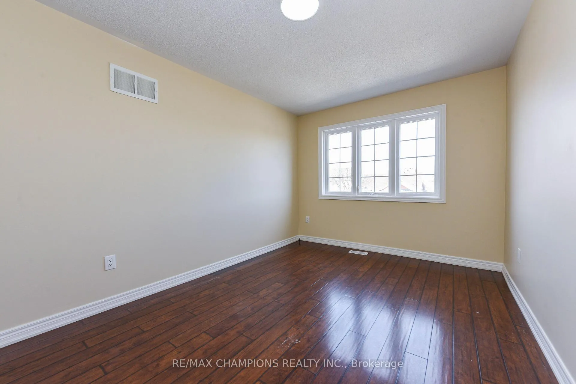 Photo 26 of 258 Van Kirk Drive, Brampton, Northwest Sandalwood Parkway — HOMEH