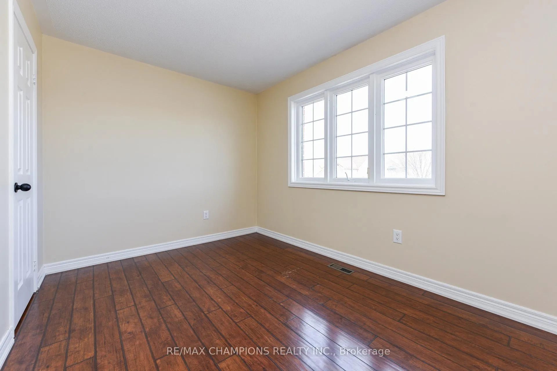 Photo 29 of 258 Van Kirk Drive, Brampton, Northwest Sandalwood Parkway — HOMEH