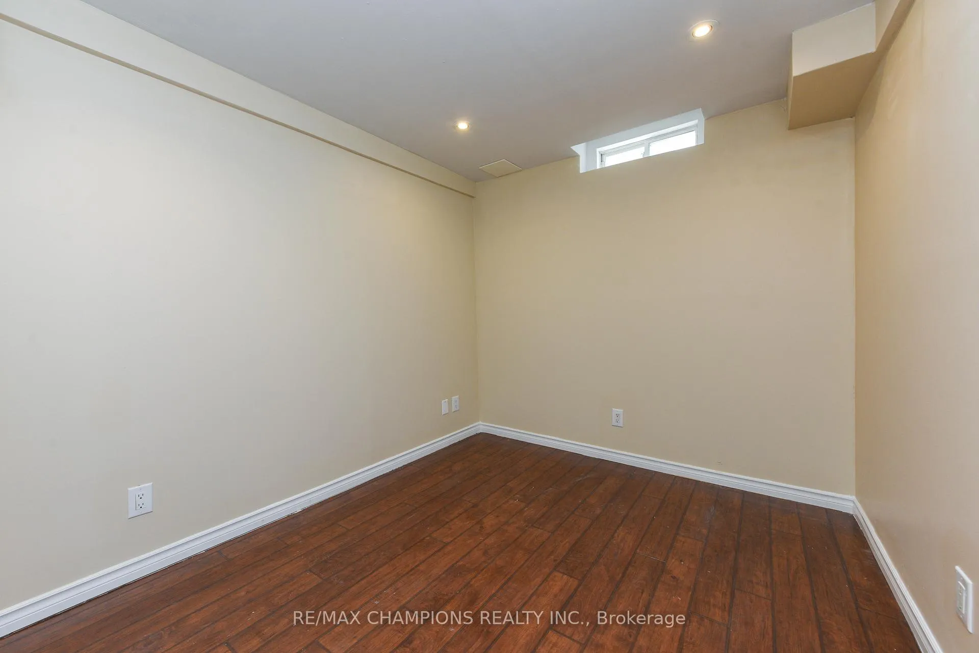 Photo 44 of 258 Van Kirk Drive, Brampton, Northwest Sandalwood Parkway — HOMEH