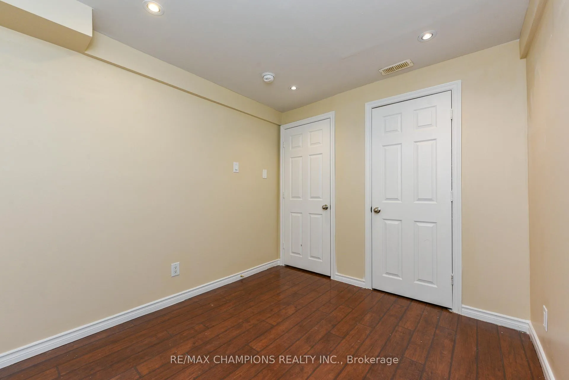 Photo 45 of 258 Van Kirk Drive, Brampton, Northwest Sandalwood Parkway — HOMEH