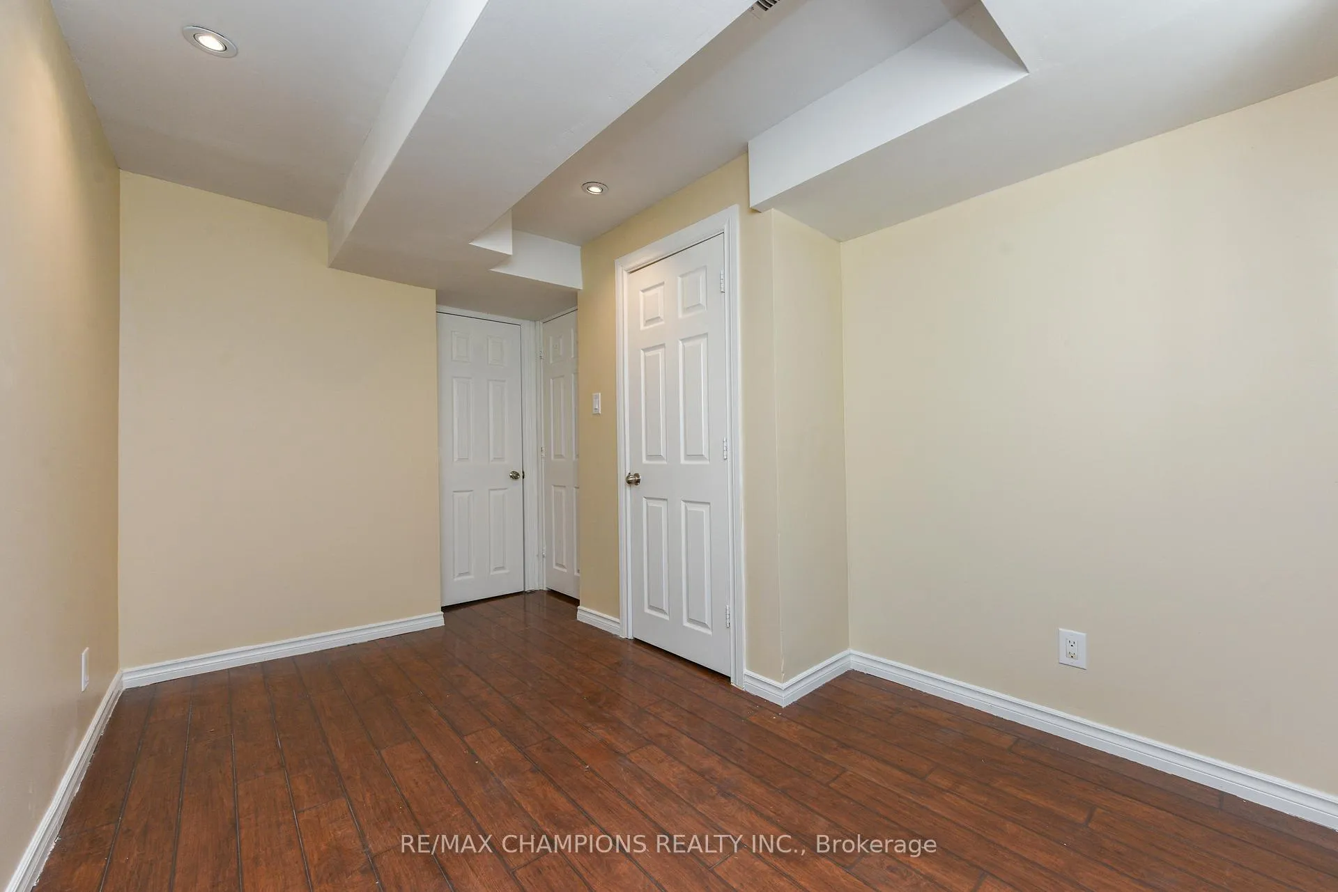 Photo 47 of 258 Van Kirk Drive, Brampton, Northwest Sandalwood Parkway — HOMEH