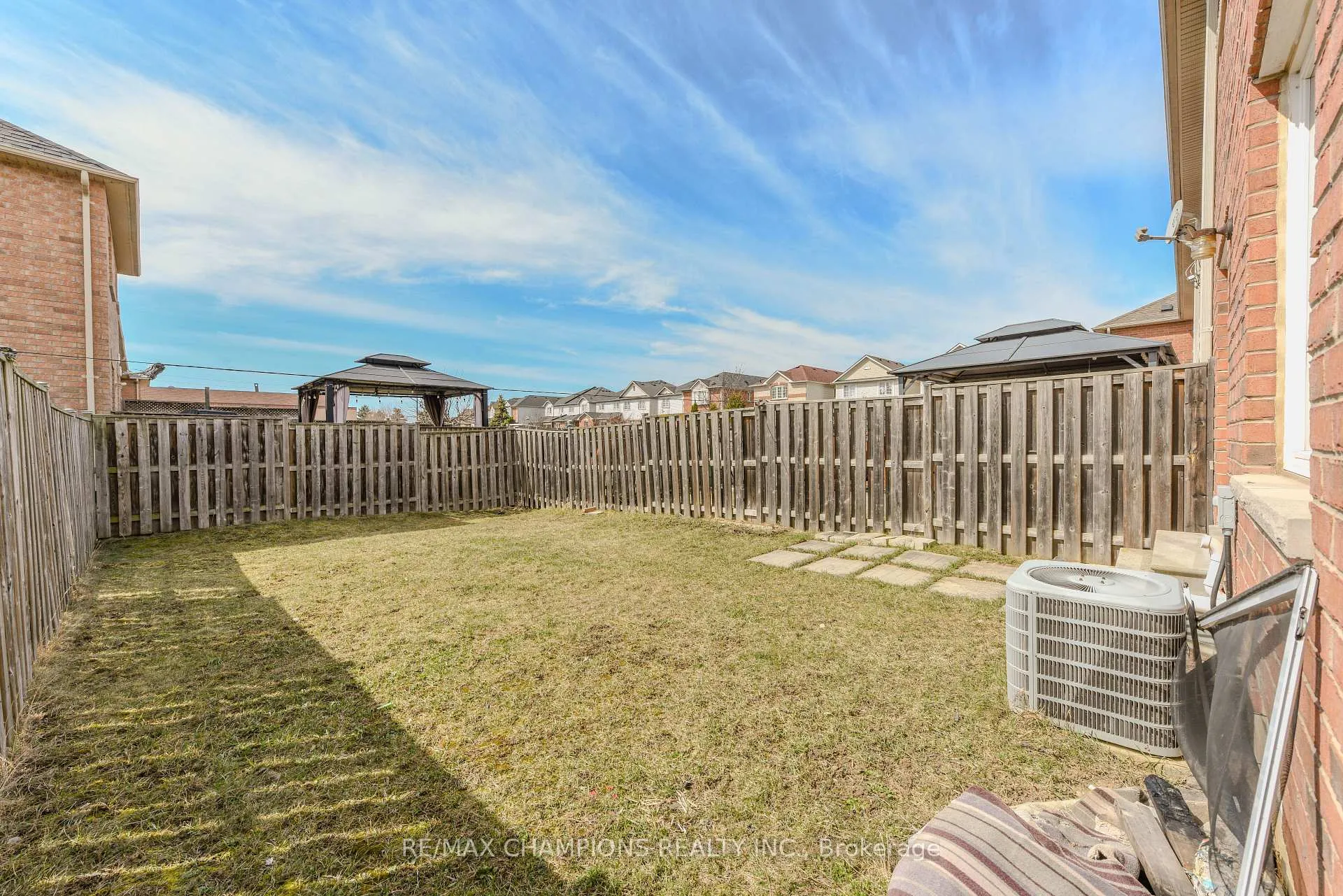 Photo 48 of 258 Van Kirk Drive, Brampton, Northwest Sandalwood Parkway — HOMEH