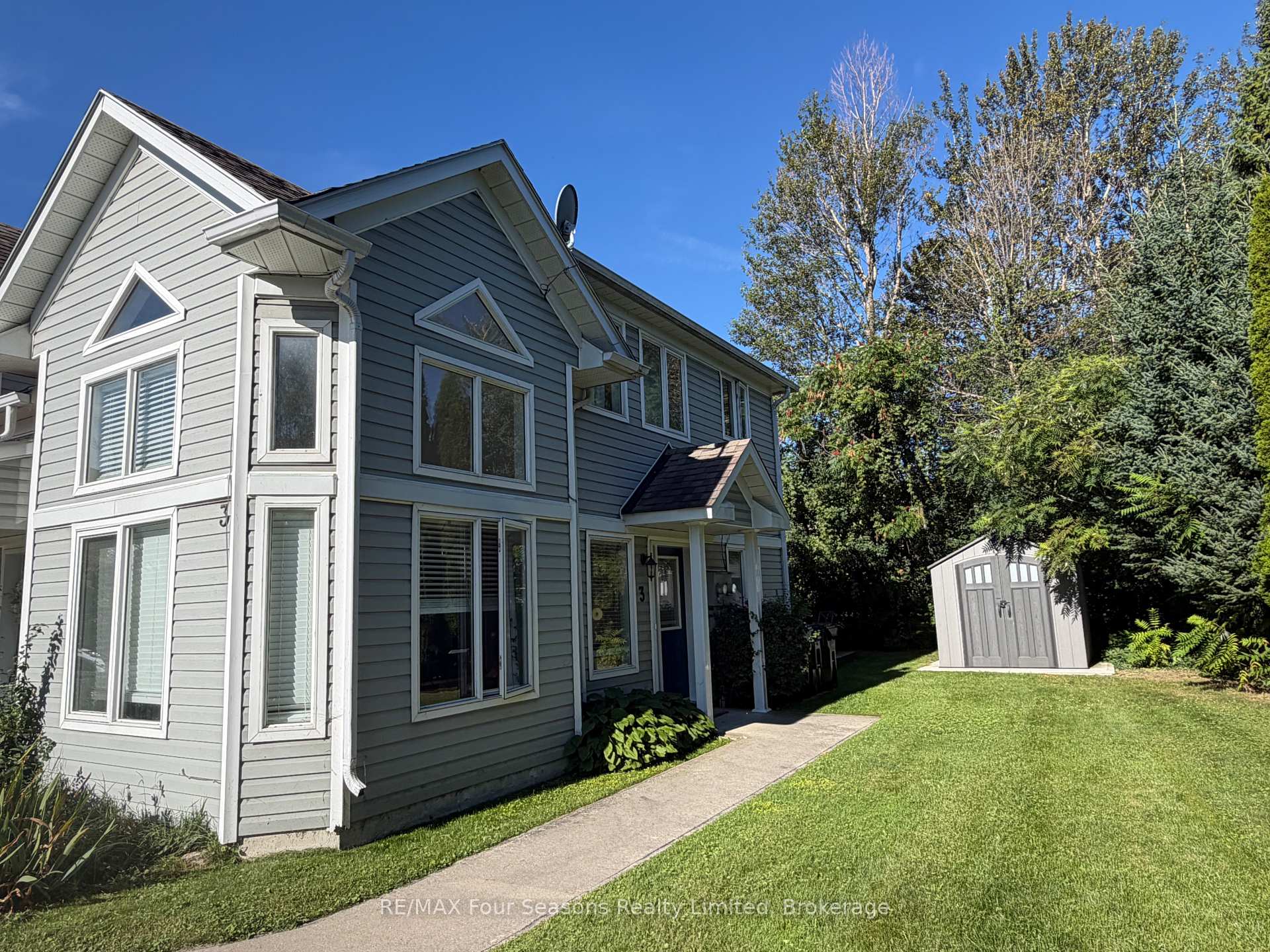 Front of Unit 3, 295 Balsam Street